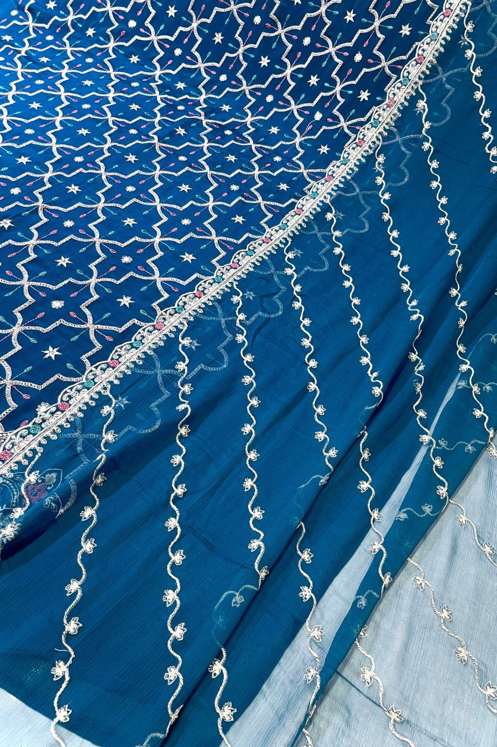 Royal Embroidered Elegance Set