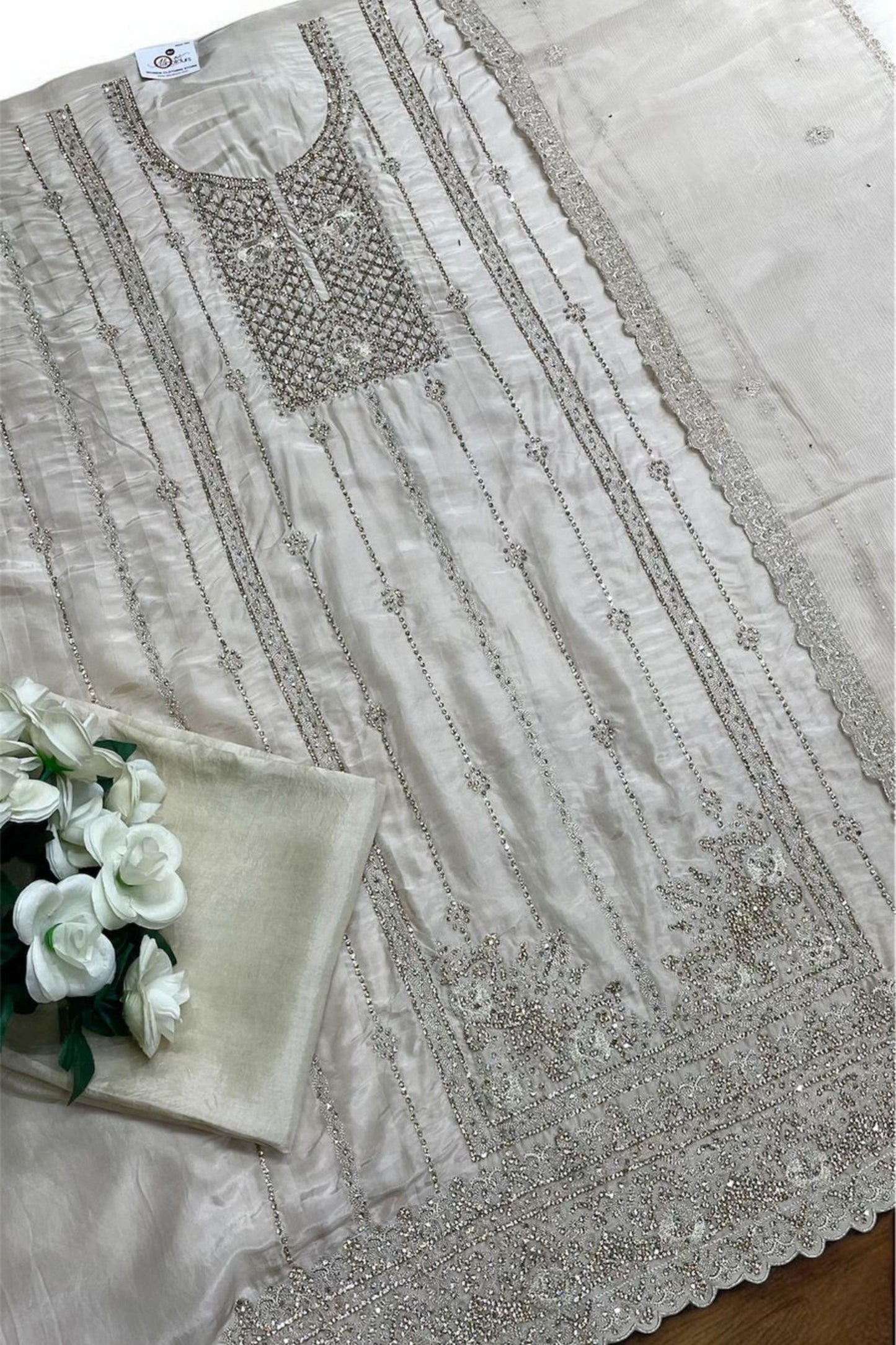 CLASSIC CRUSH ORGANZA COLLECTION