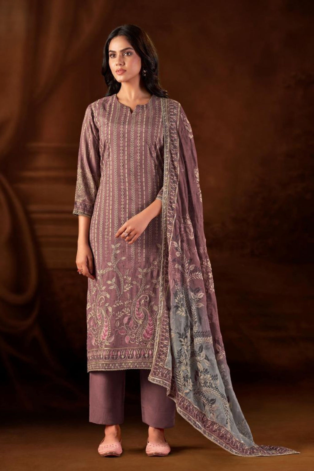 BAANI MUSLIN PRINTED EMBROIDERY COLLECTION | D-902