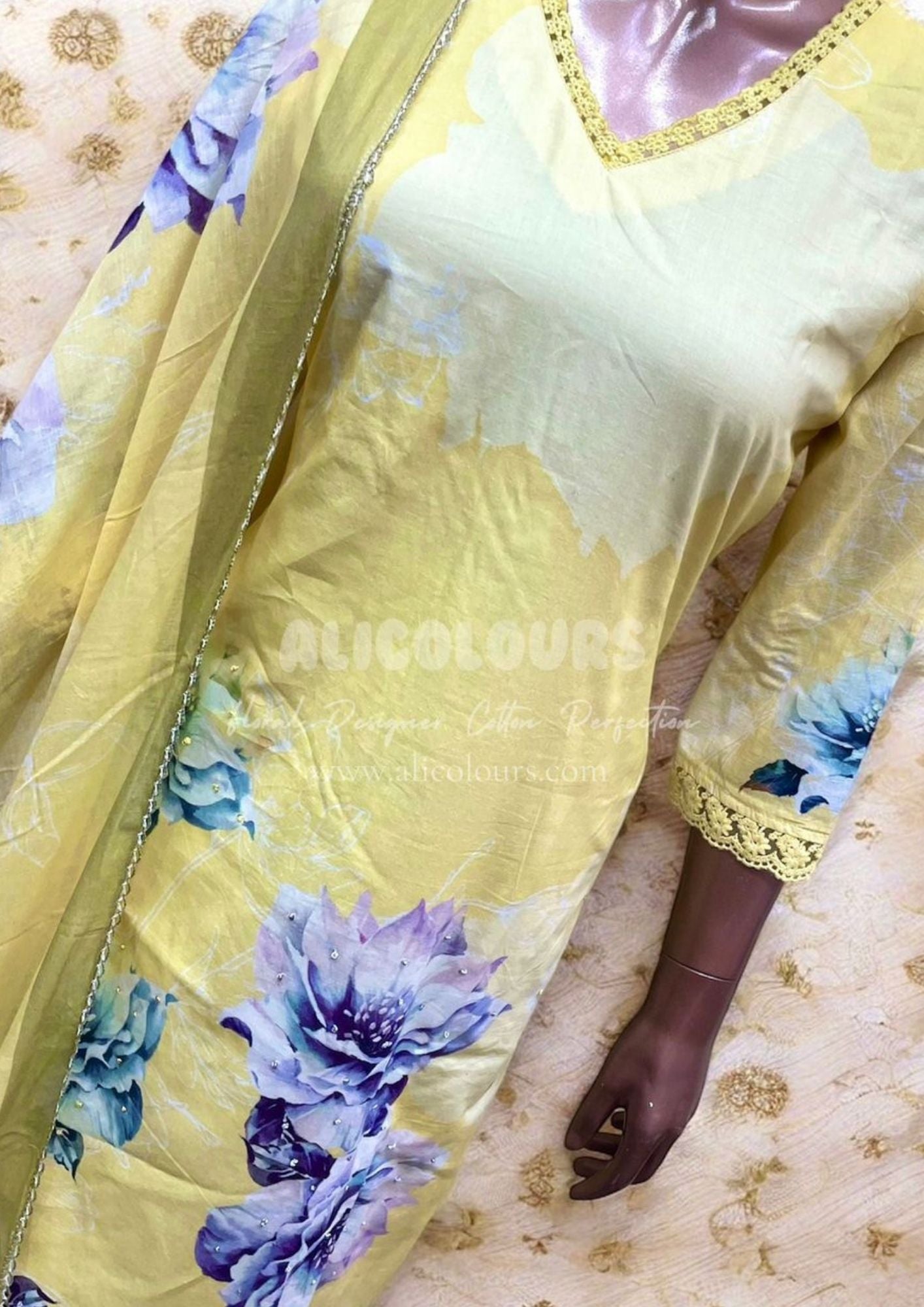 FLORAL COTTON STITCHED COLLECTION | 912