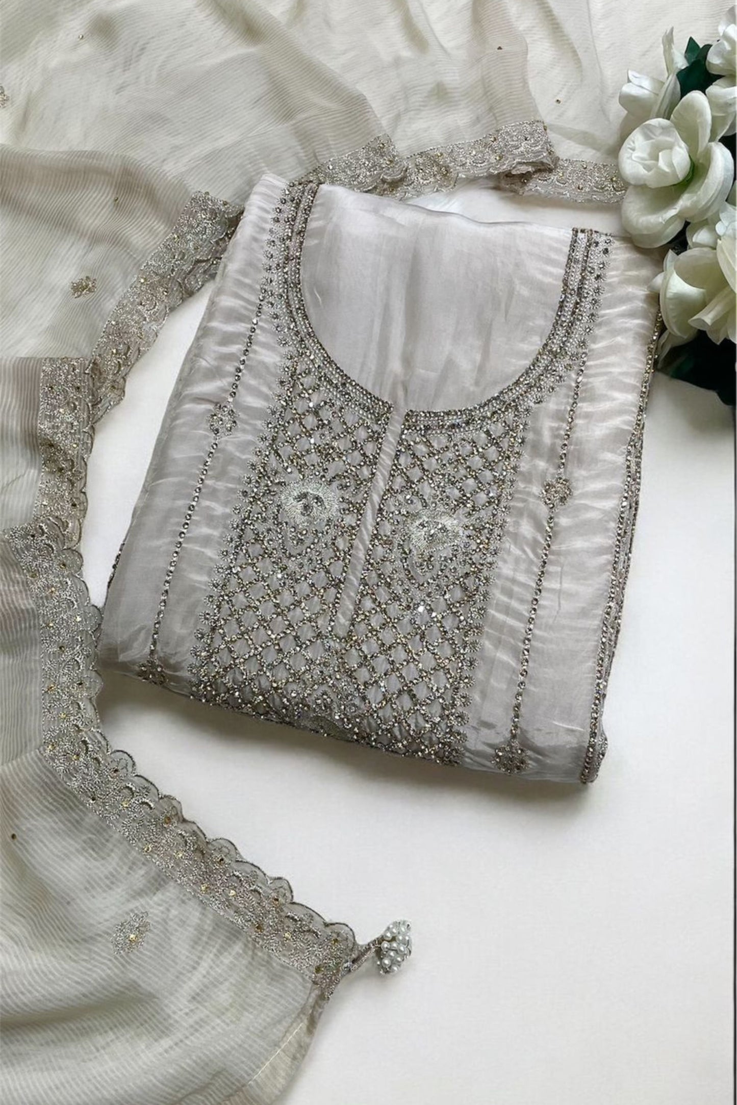 CLASSIC CRUSH ORGANZA COLLECTION