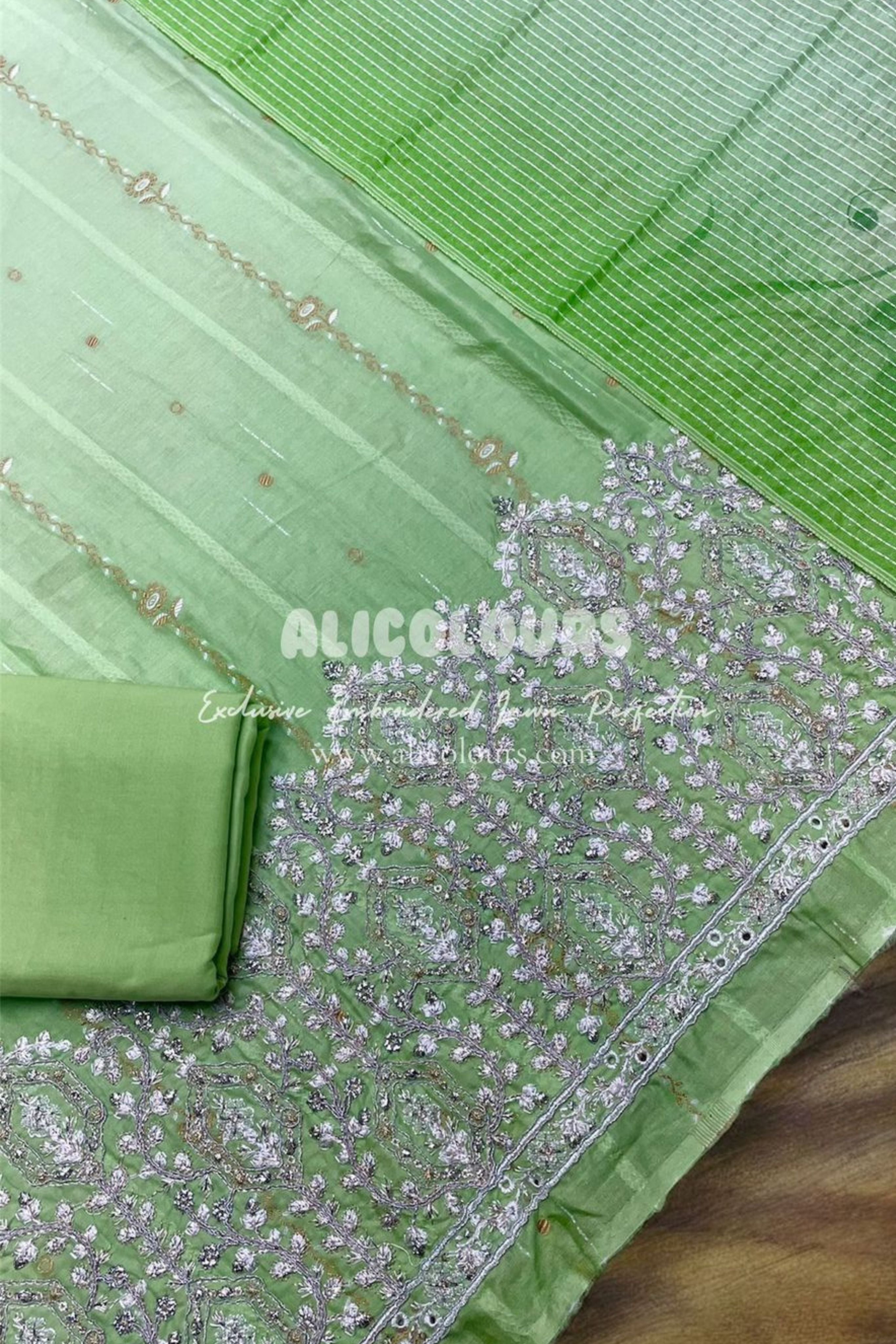 EXCLUSIVE EMBROIDERED LUXURIOUS SOFT LAWN PERFECTION | C-1100