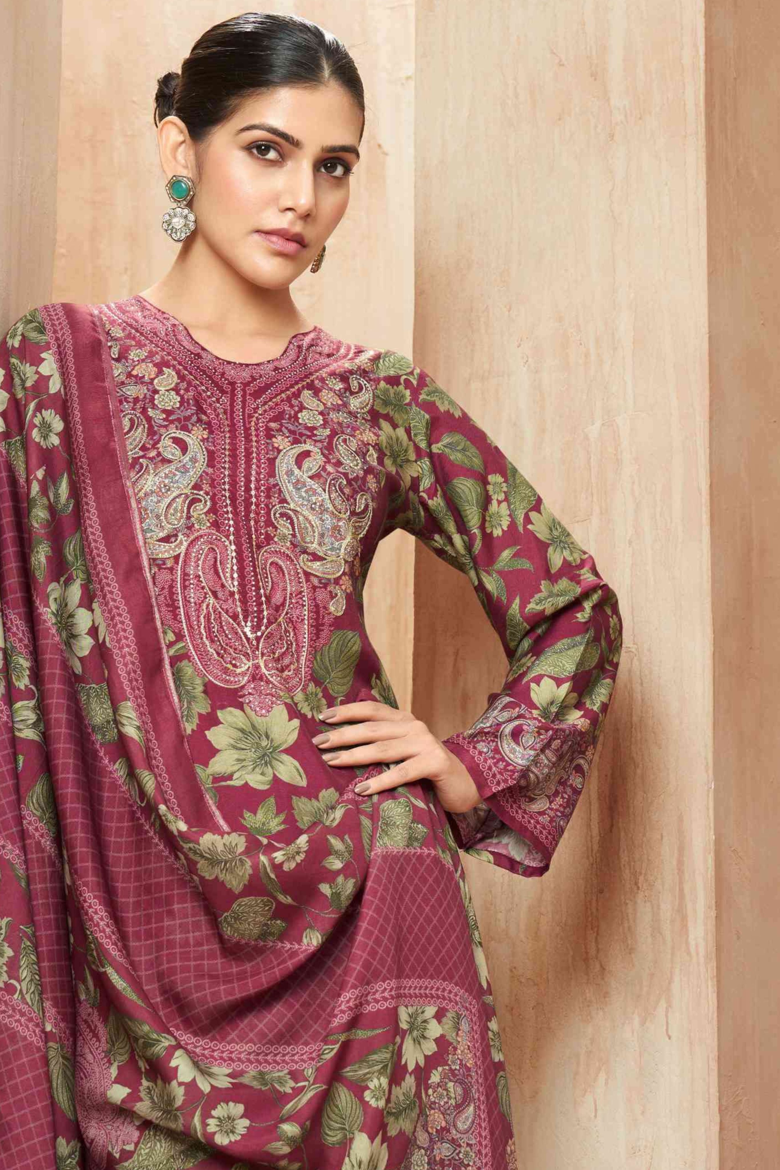 GULNAAZ | 1403