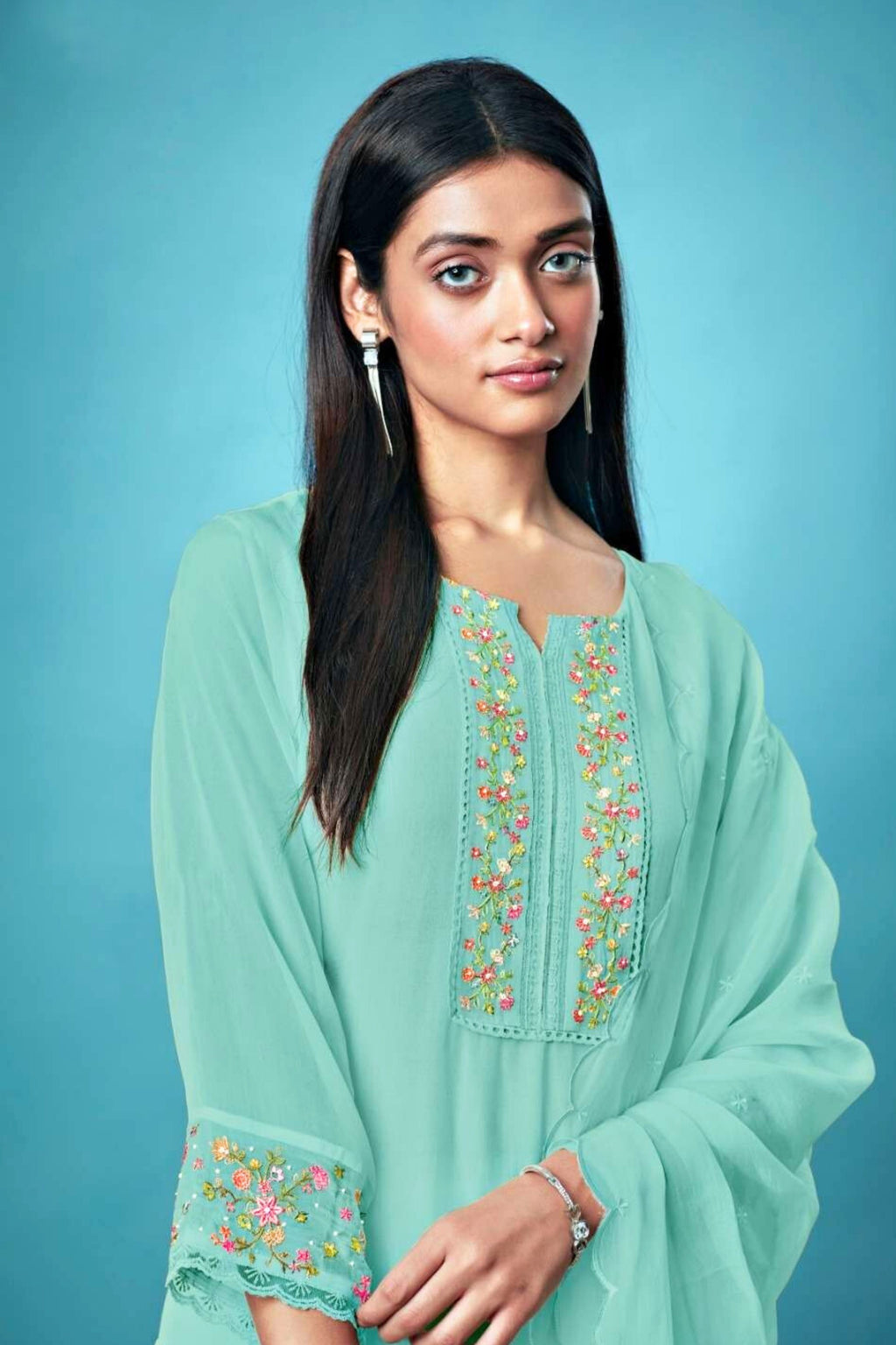 EXCLUSIVE ORGANZA THREAD EMBROIDERED PERFECTION | S-1304-C