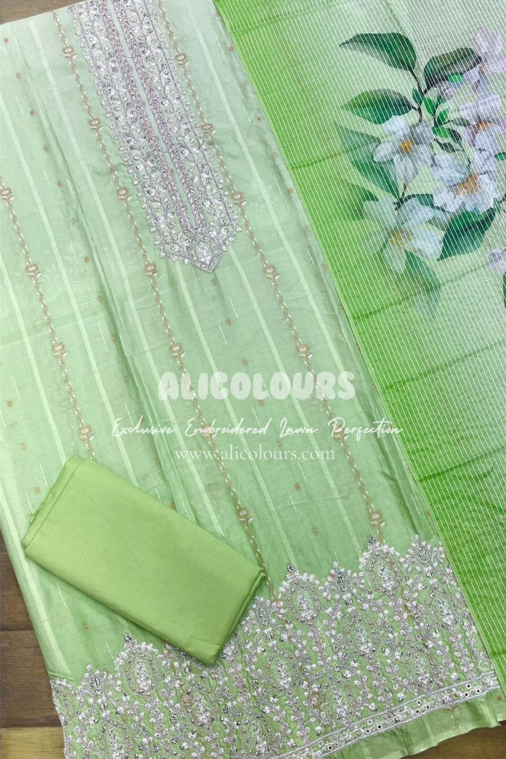 EXCLUSIVE EMBROIDERED LUXURIOUS SOFT LAWN PERFECTION | C-1100