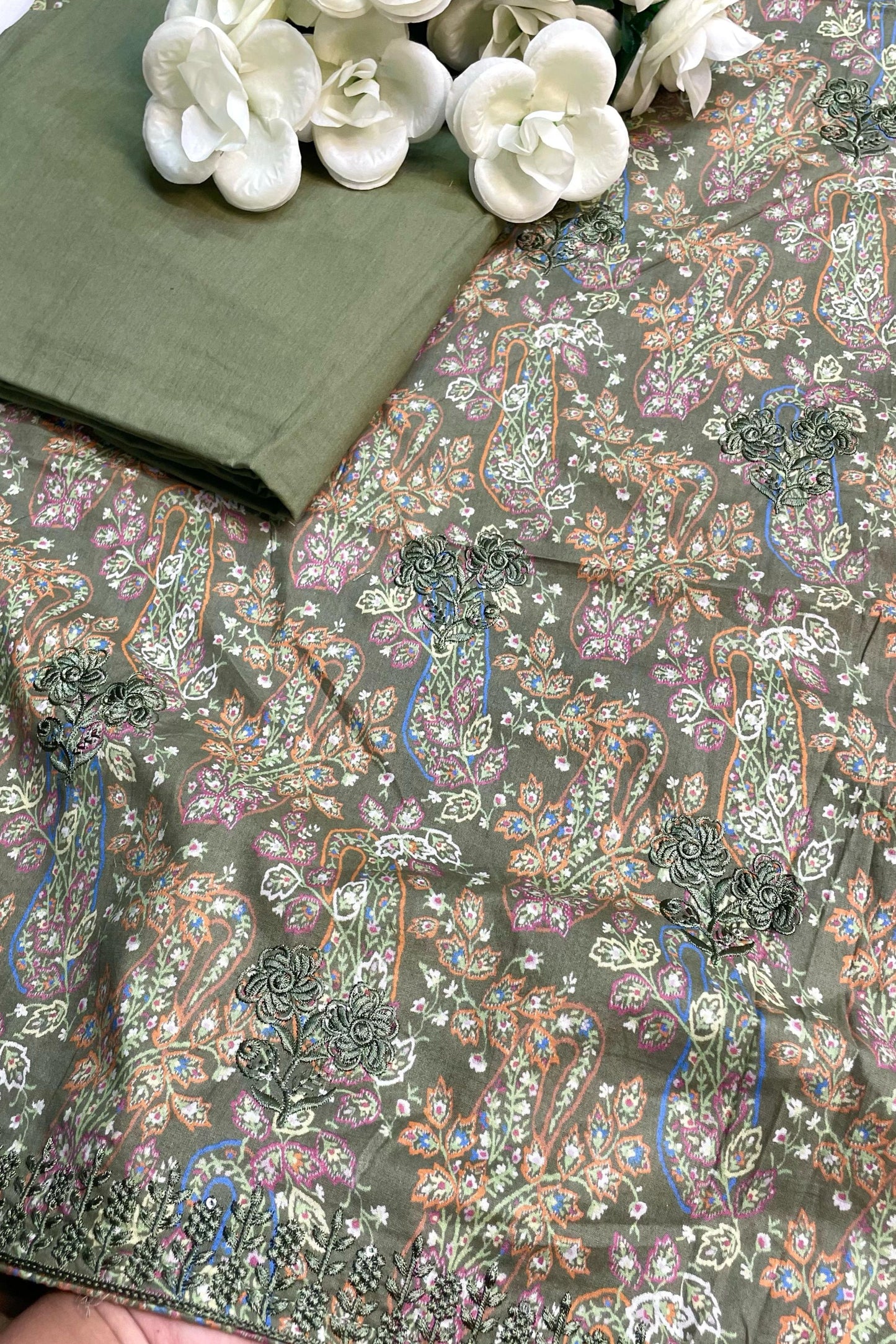 PURE COTTON EMBROIDERED PERFECTION