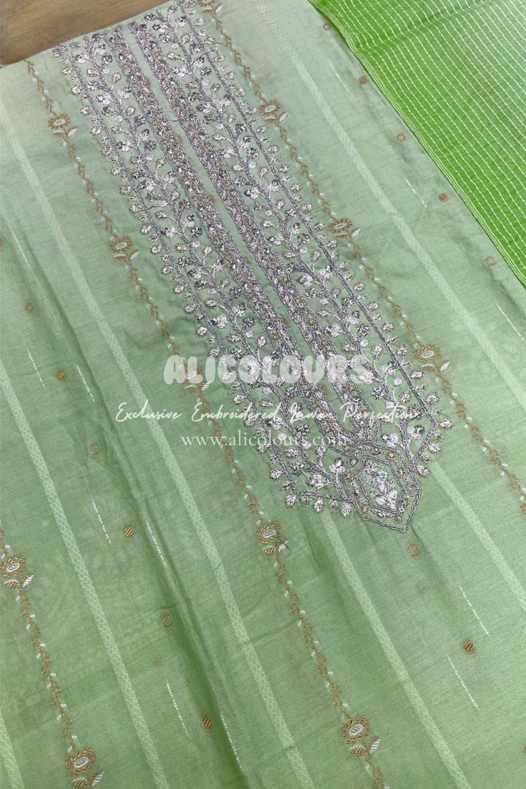 EXCLUSIVE EMBROIDERED LUXURIOUS SOFT LAWN PERFECTION | C-1100