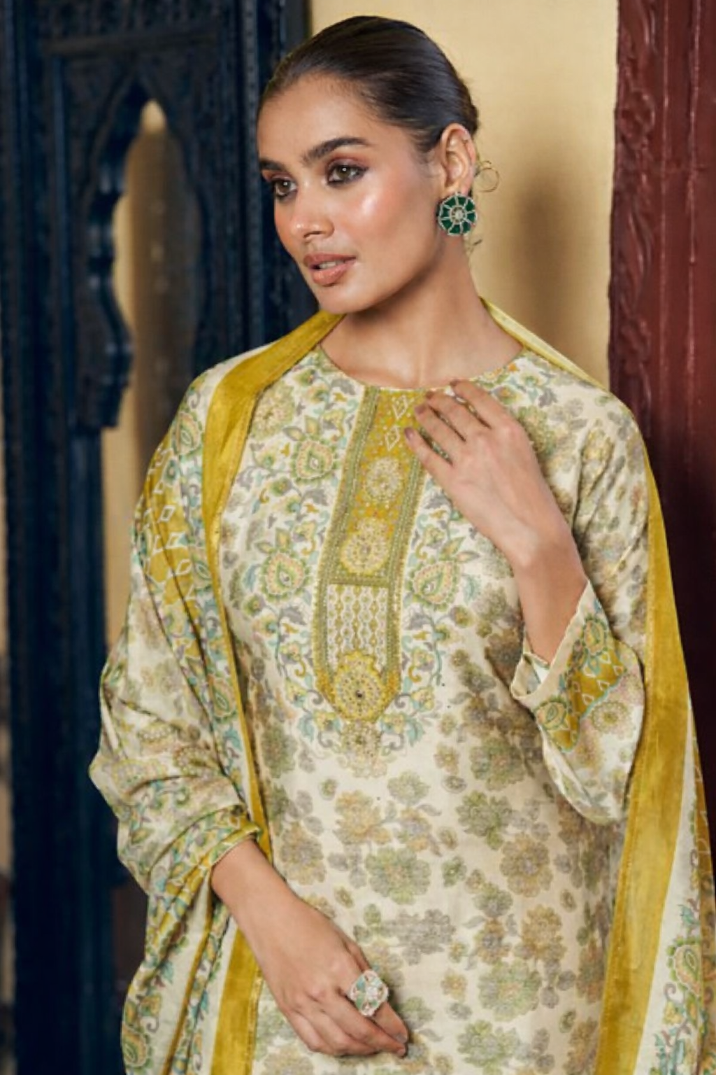 𝗧𝗶𝗺𝗲𝗹𝗲𝘀𝘀 𝗙𝗹𝗼𝗿𝗮𝗹 𝗘𝗹𝗲𝗴𝗮𝗻𝗰𝗲 𝗦𝗲𝘁 | 𝟭𝟳𝟬𝟮