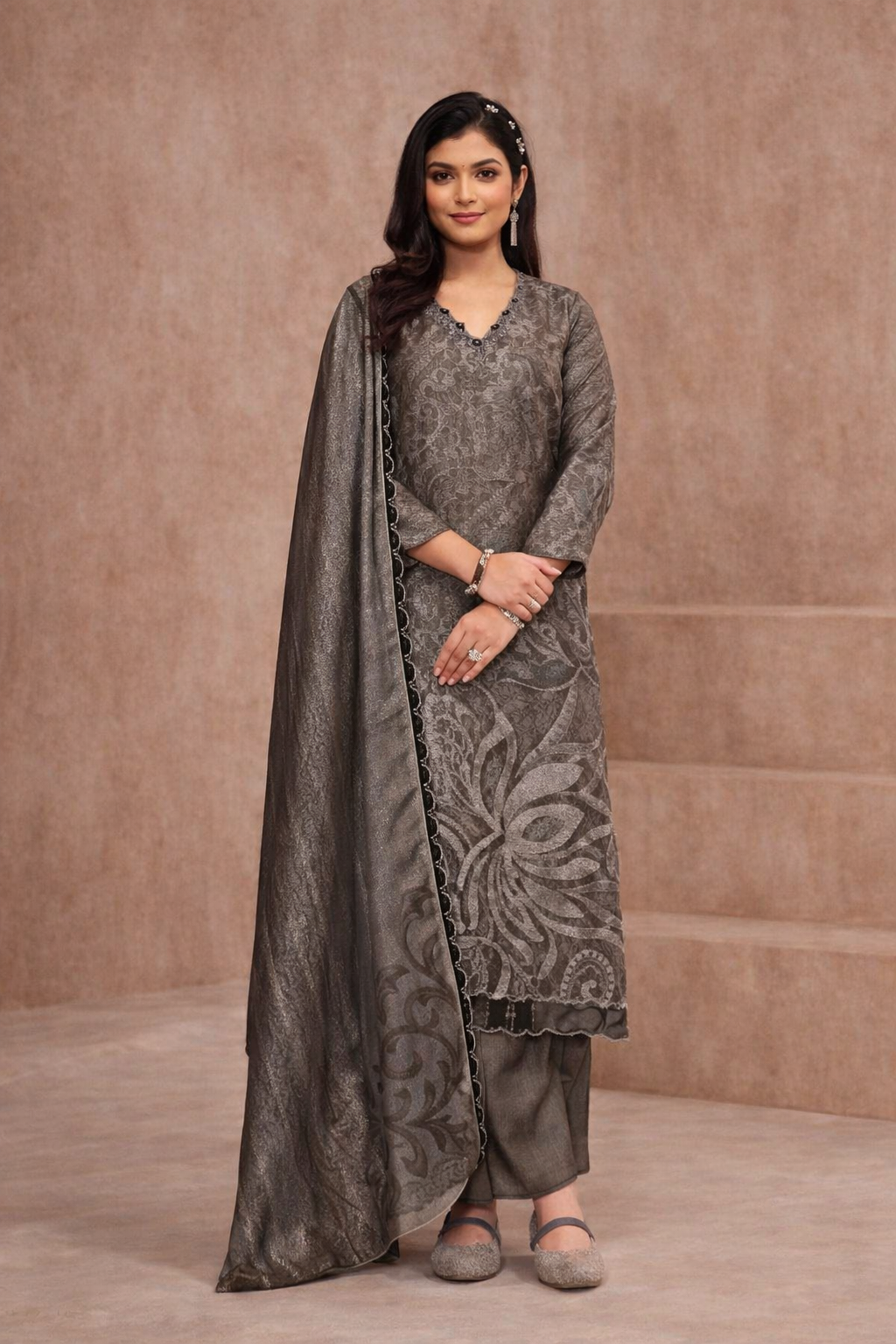 Luxury Embroidered Set | 830