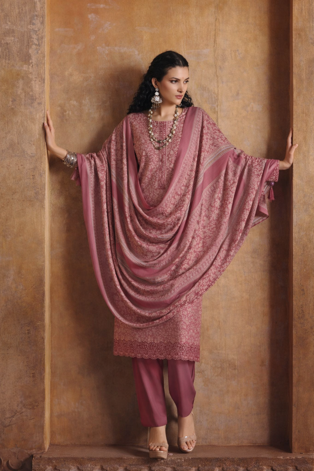 𝗘𝘅𝗰𝗹𝘂𝘀𝗶𝘃𝗲 𝗣𝗮𝘀𝗵𝗺𝗶𝗻𝗮 𝗘𝗱𝗶𝘁𝗶𝗼𝗻 | 𝟭𝟬𝟬𝟰