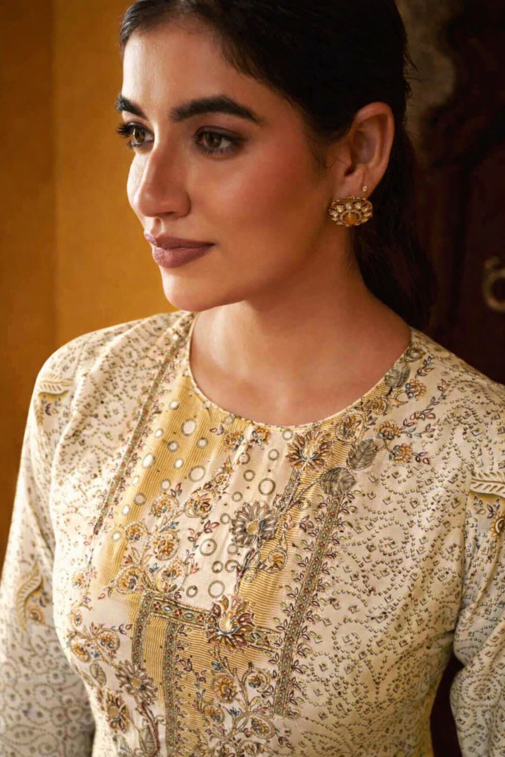 𝗨𝗻-𝘀𝘁𝗶𝘁𝗰𝗵𝗲𝗱 𝗘𝗺𝗯𝗿𝗼𝗶𝗱𝗲𝗿𝗲𝗱 𝗠𝘂𝘀𝗹𝗶𝗻 𝗖𝗼𝗹𝗹𝗲𝗰𝗶𝗼𝗻 | 𝟲𝟴𝟬𝟭