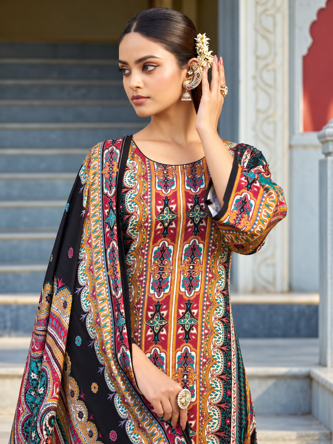 Royal Kashmiri Art Ensemble | 3101