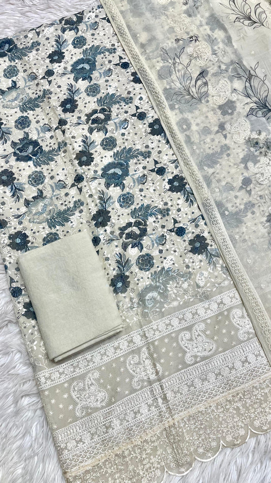 Monochrome Grace: Organza Edition