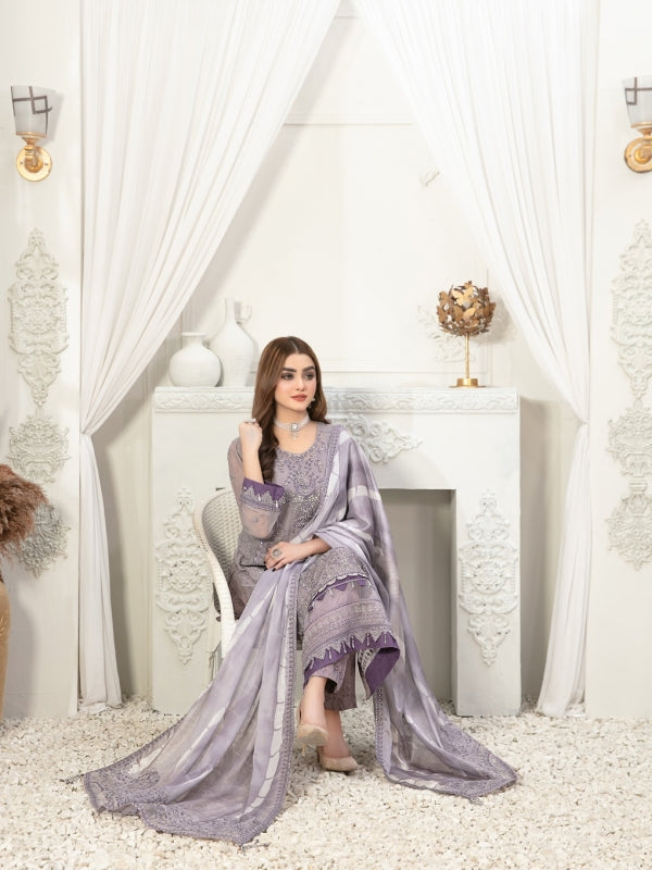 Raahi Embroidered  |  D-8212