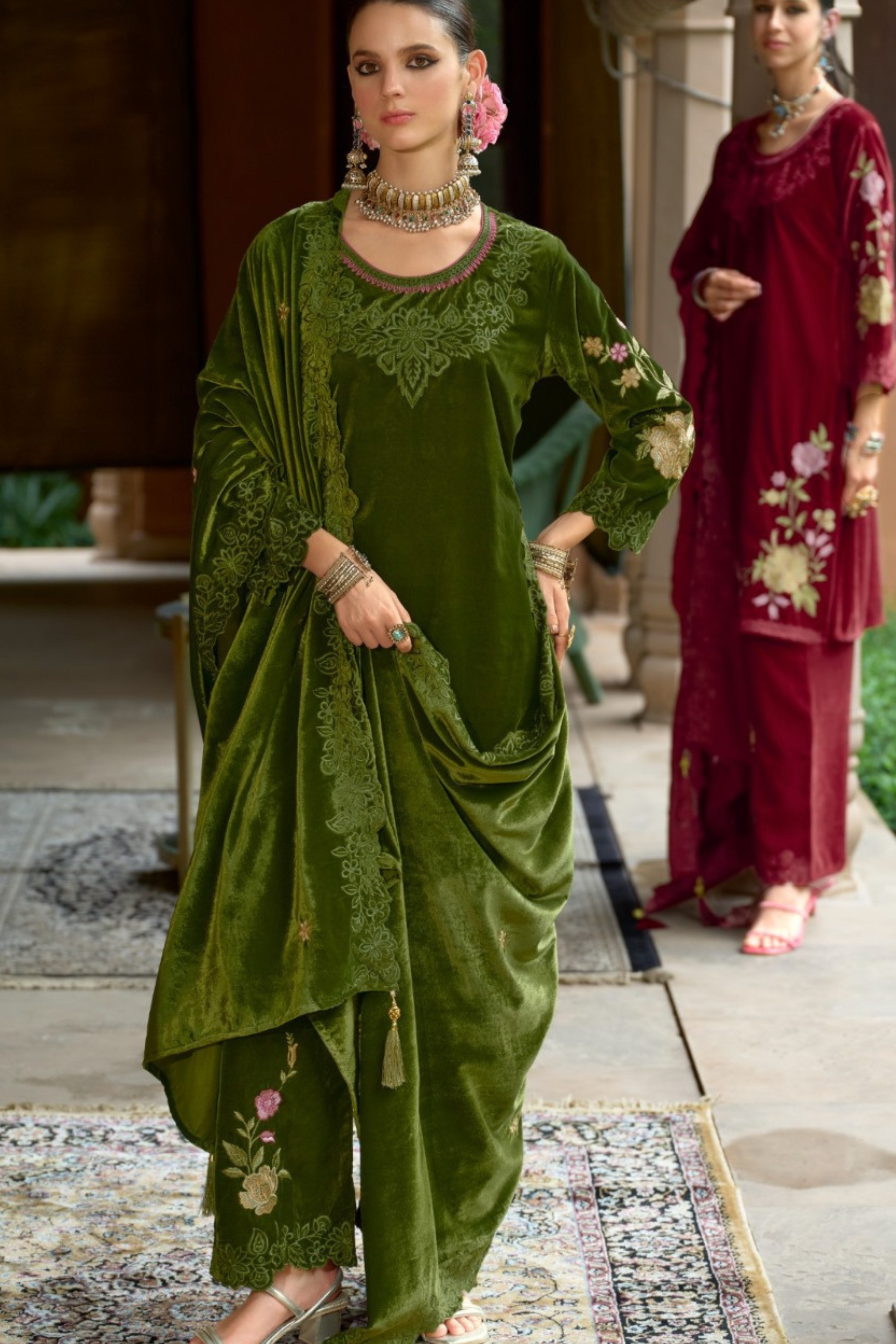 Eraya - Embroidered Velvet Design | 1004