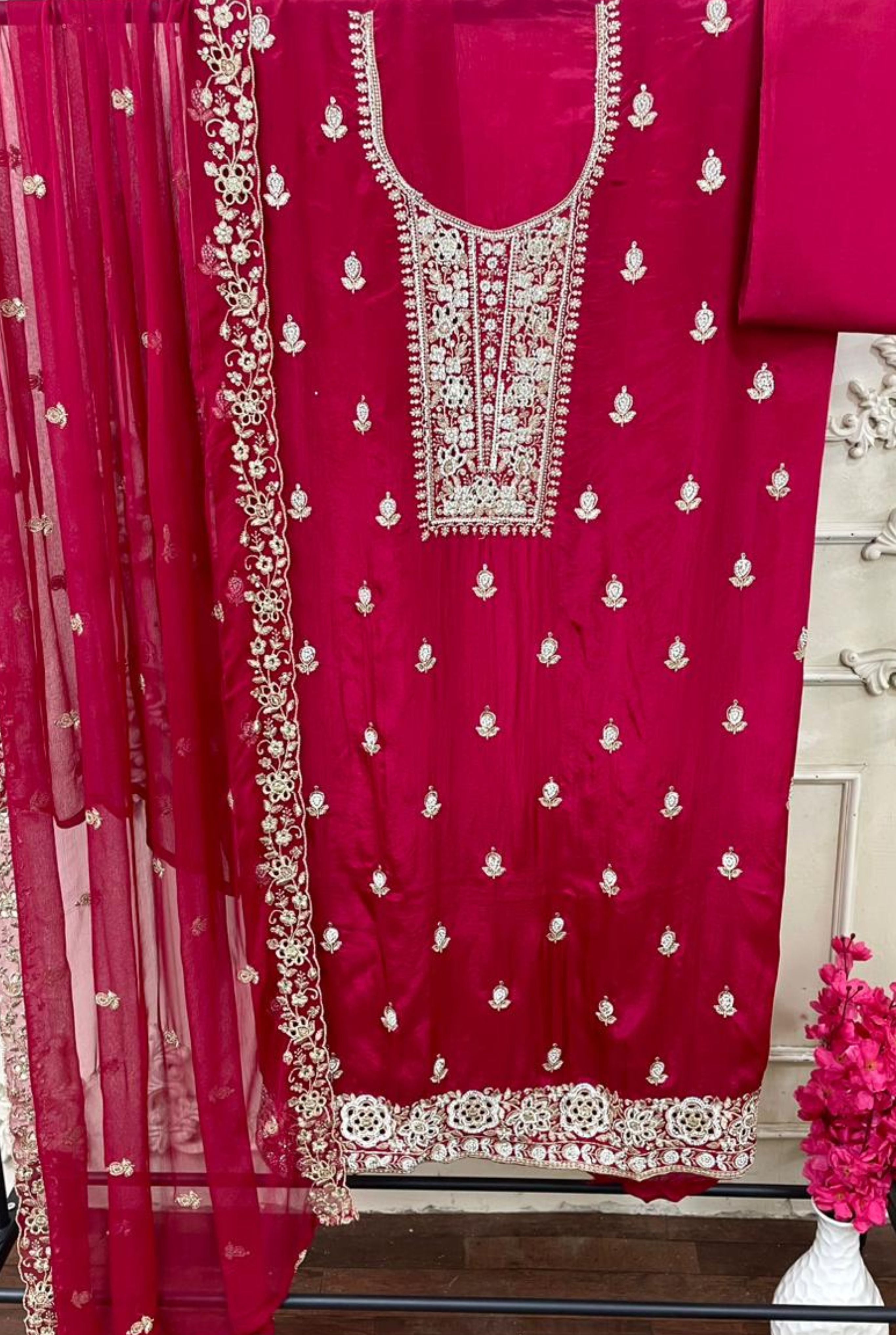 Luxurious Ethnic Grace | 503