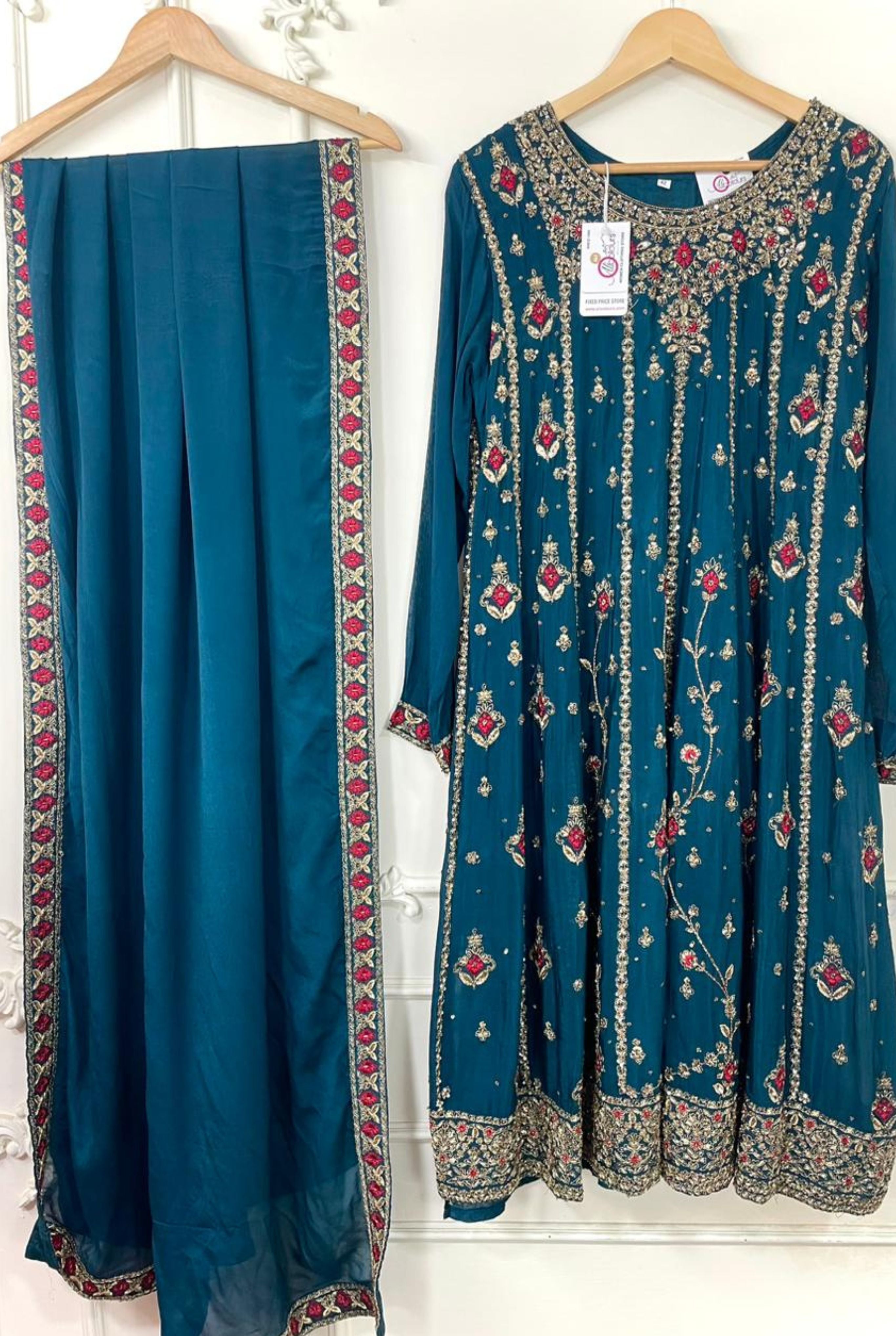 Traditional Luxury Embroidery | 6602