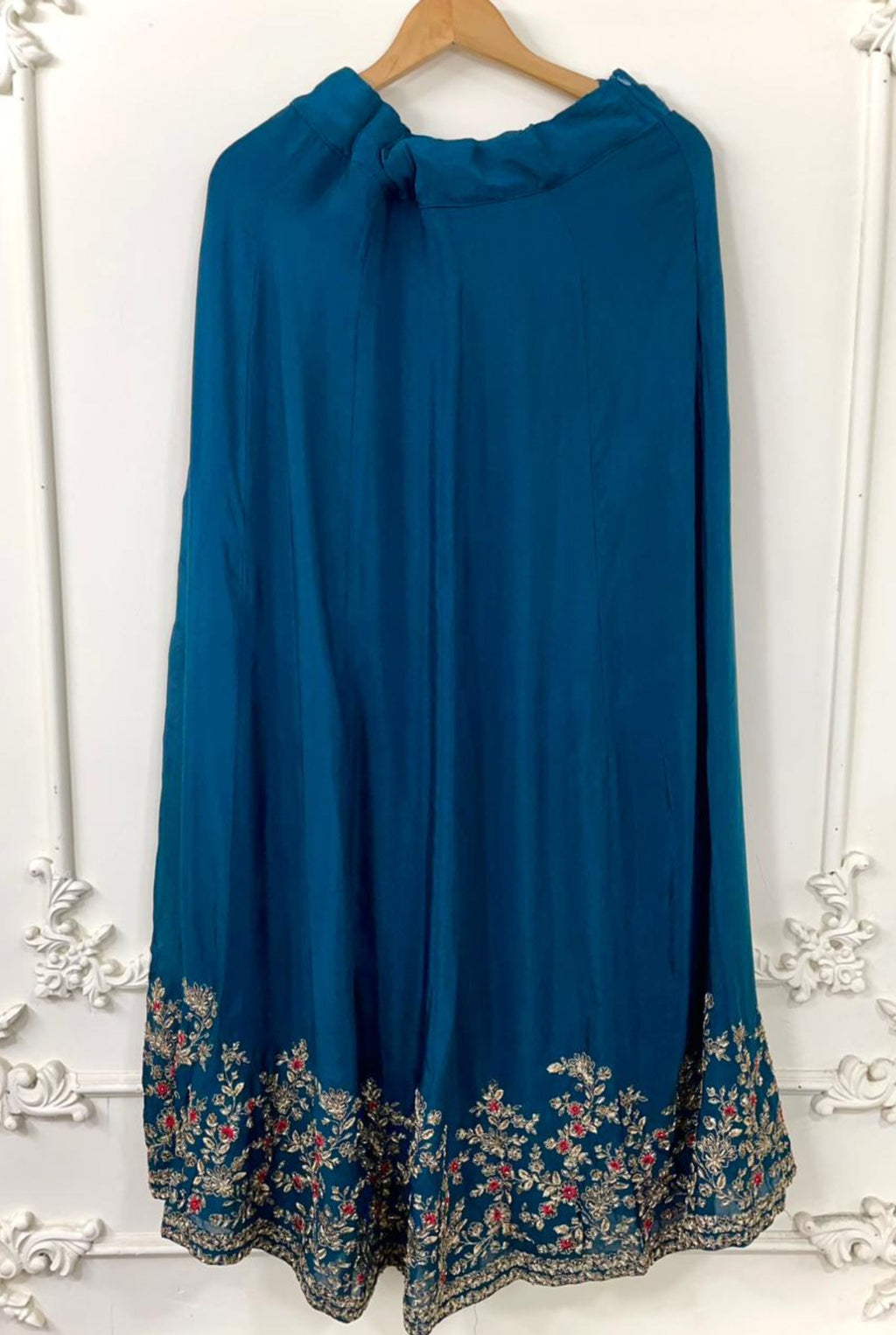 Traditional Luxury Embroidery | 6602