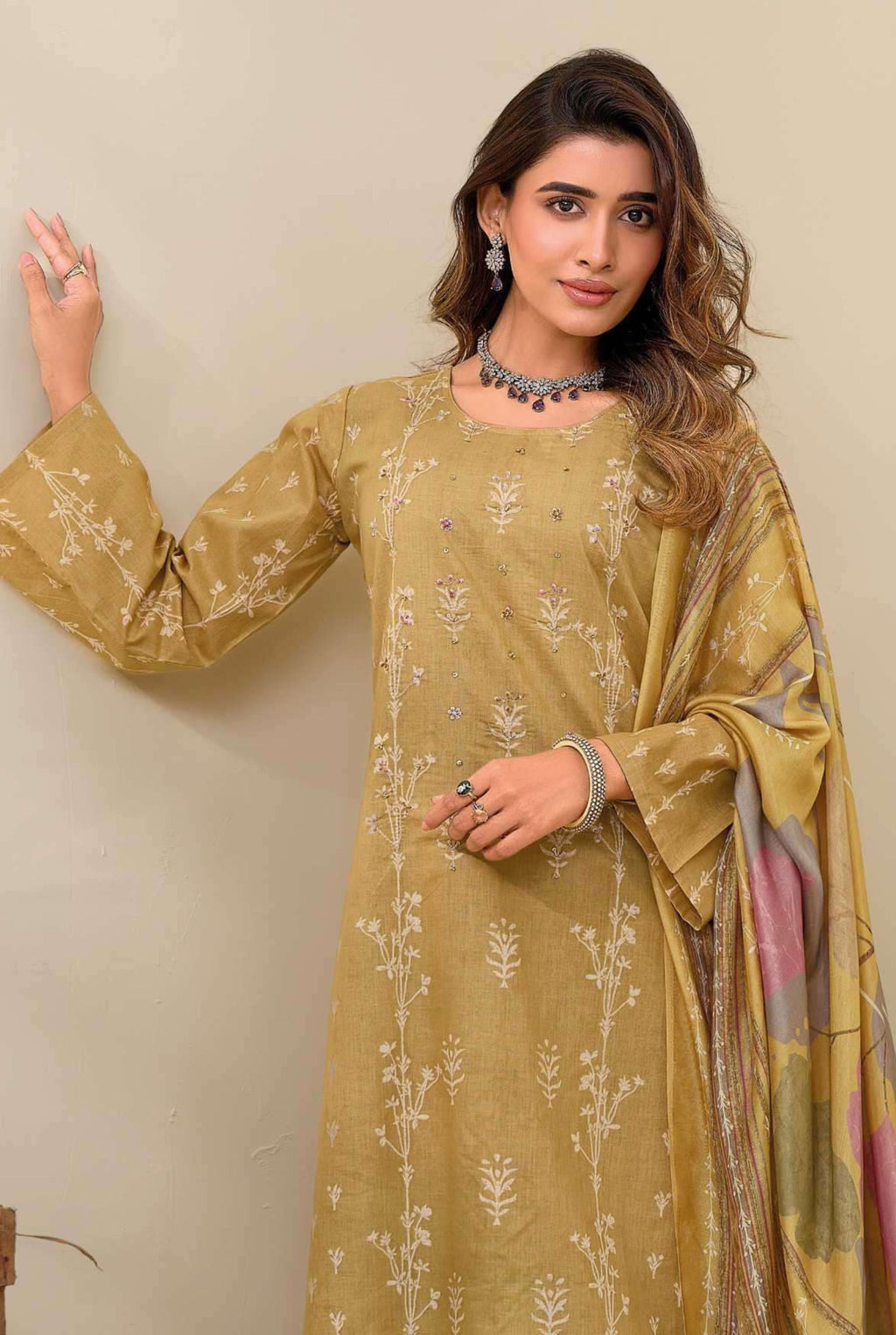 𝗚𝗿𝗮𝗰𝗲𝗳𝘂𝗹 𝗠𝘂𝘀𝗹𝗶𝗻 𝗘𝗱𝗶𝘁𝗶 | 𝟭𝟬𝟬𝟰