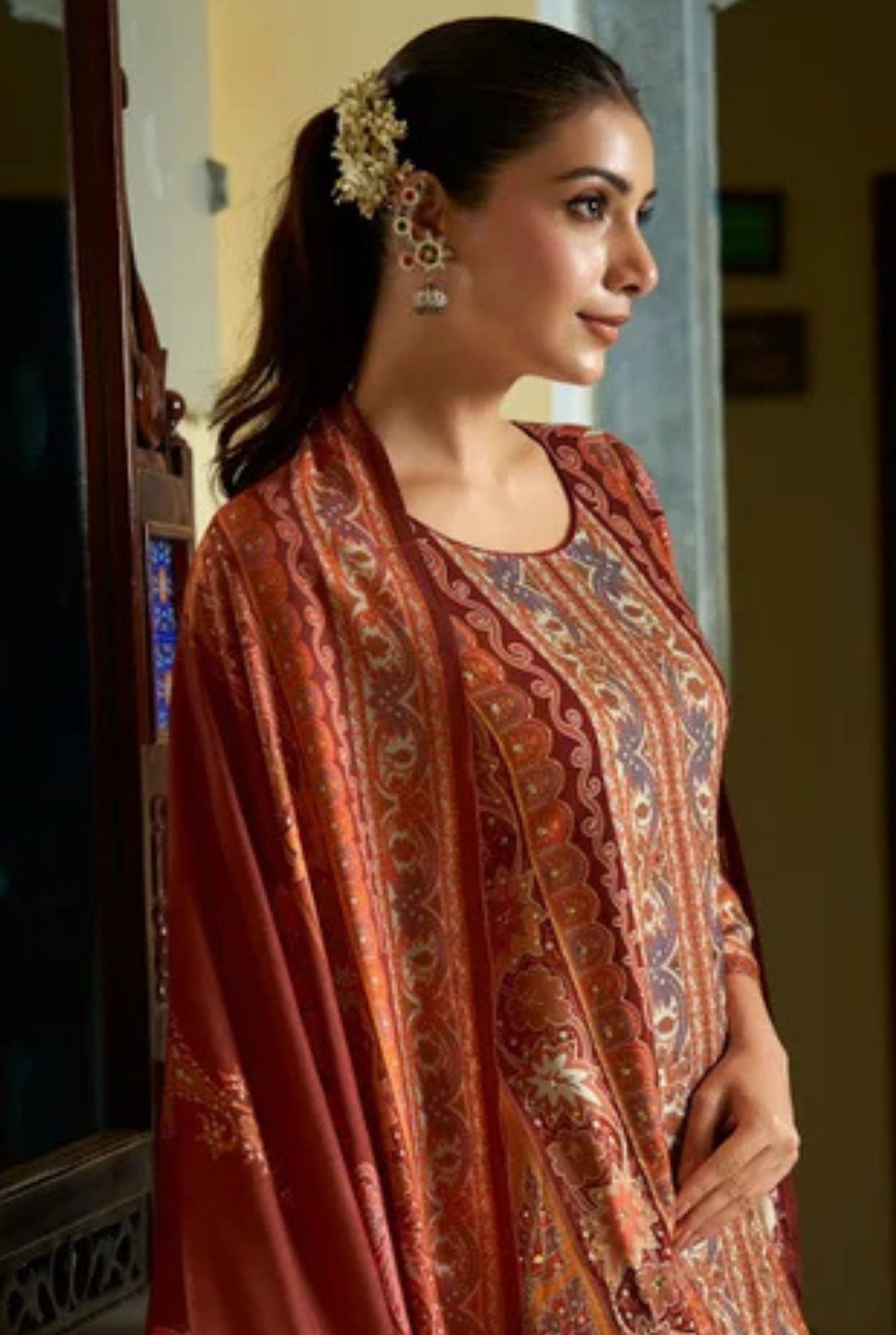 Royal Kashmiri Art Ensemble | 3103