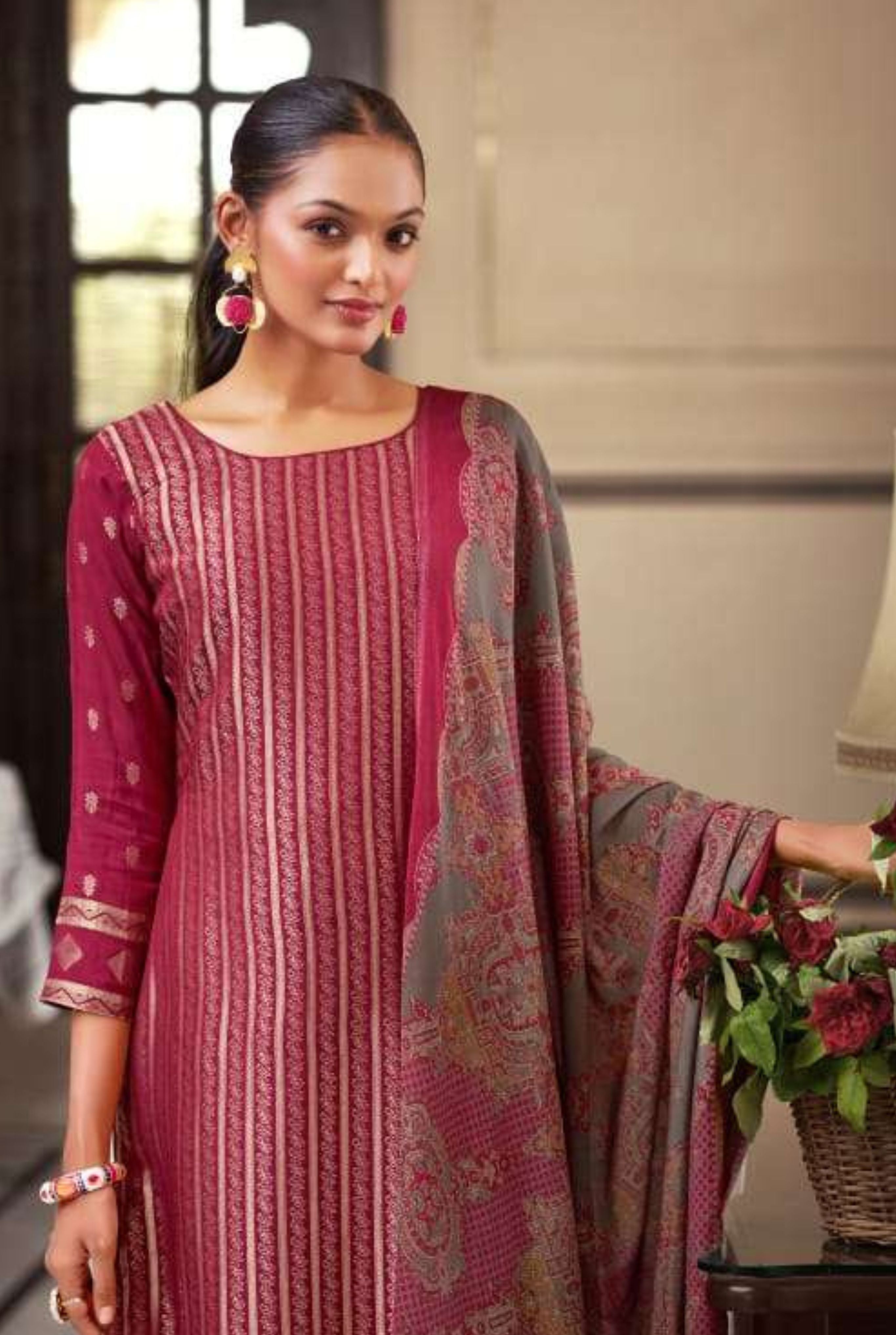 Classic Royal Perfection | 2714-C