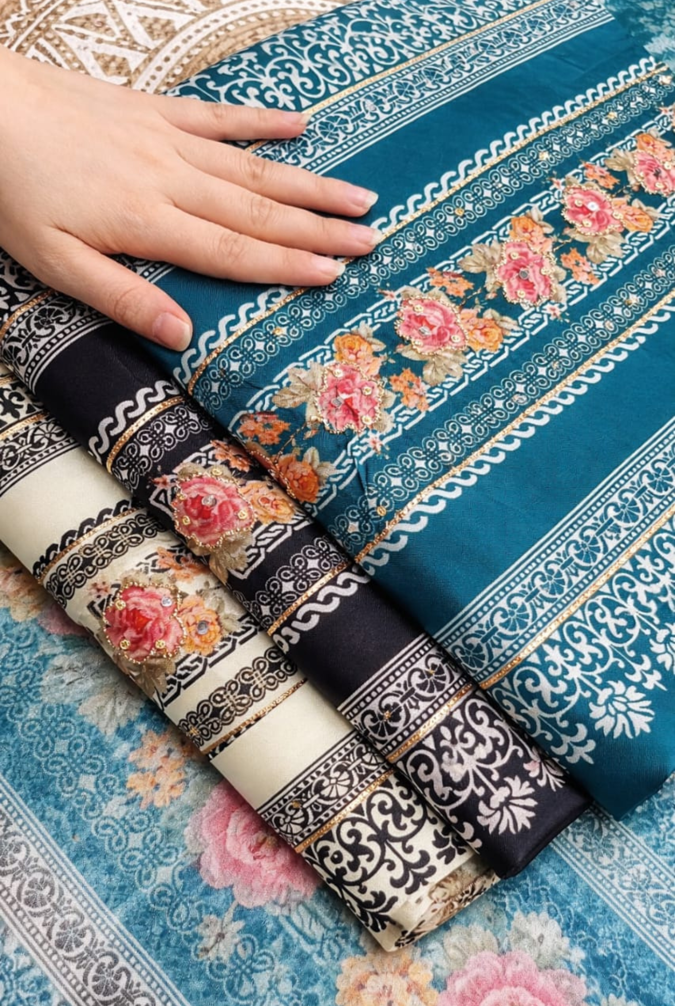 Premium Luxe Deals  | 901 - 903