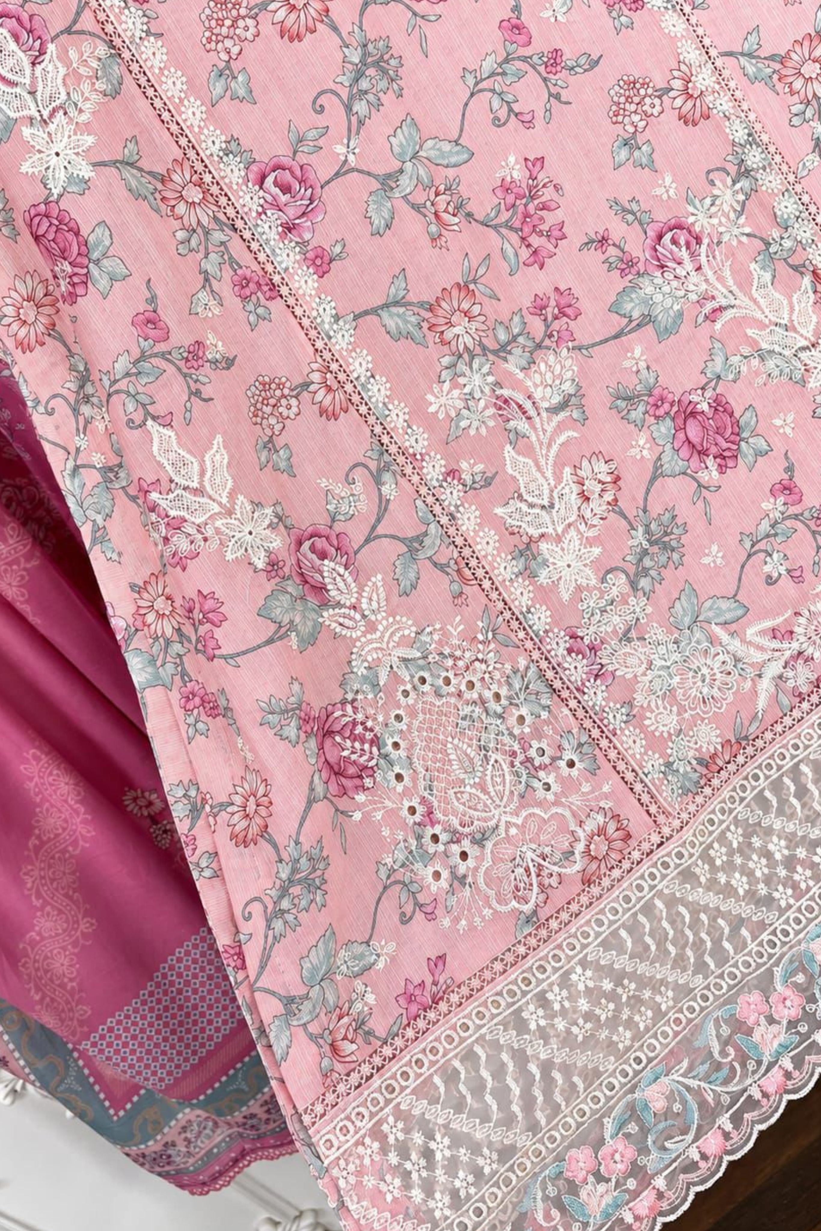 The Luxurious Lawn Edit | 6503