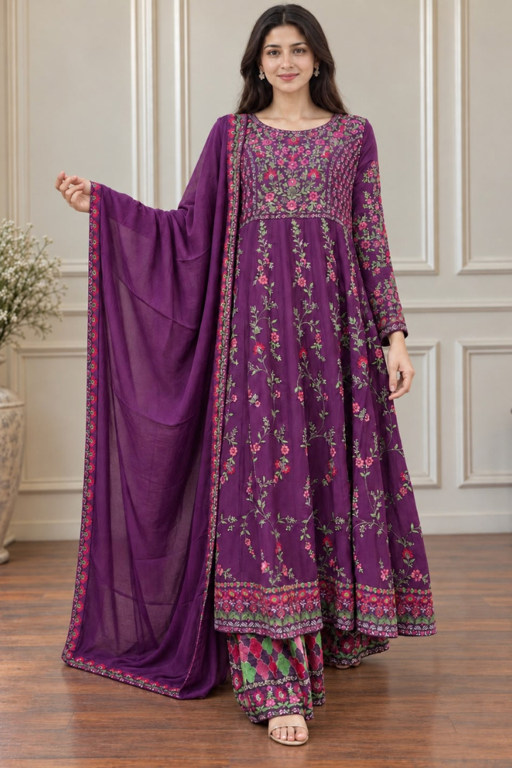 Luxury Embroidered Resham Gawn Edition | 5504