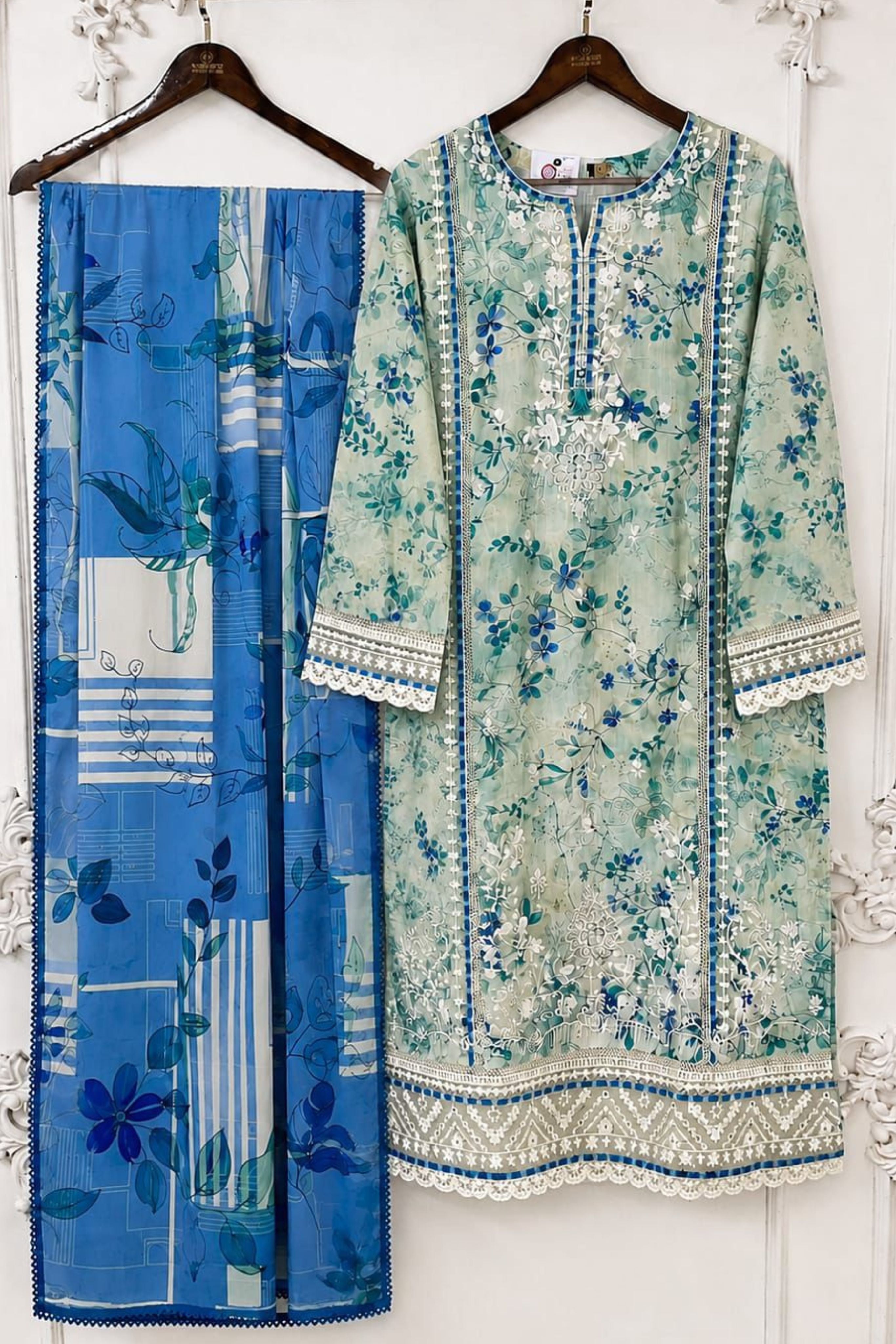 The Luxurious Lawn Edit | 6502