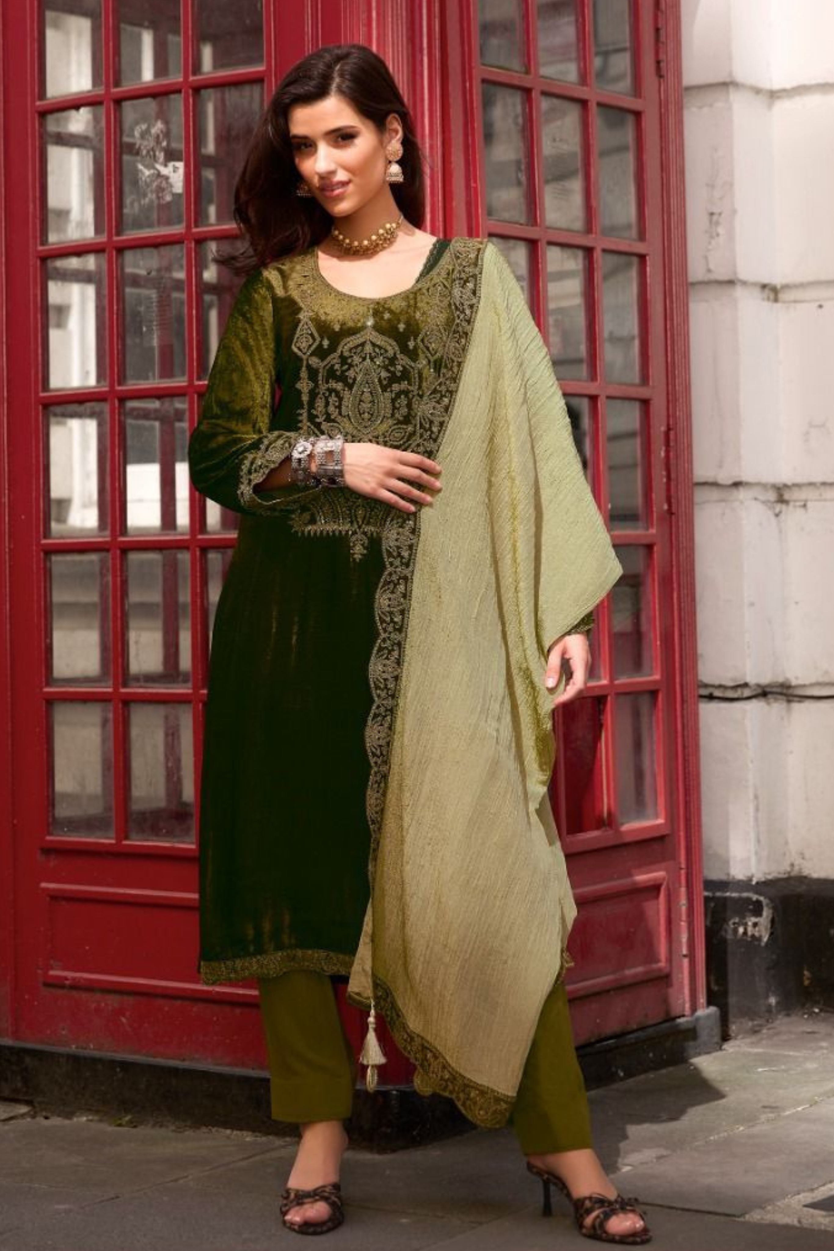 Classic Velvet Collection