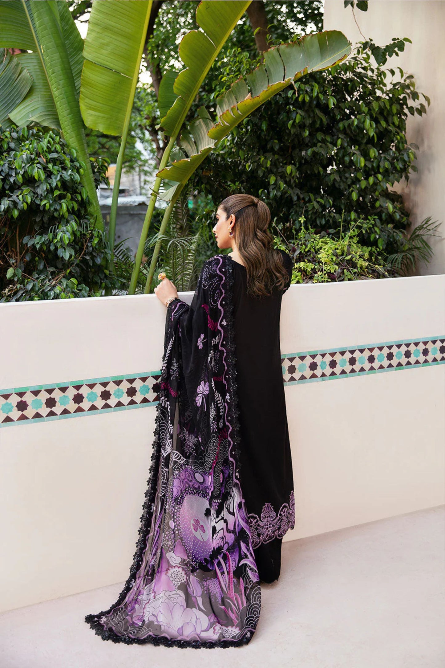 Ramsha Andaaz Luxury Lawn - 1001