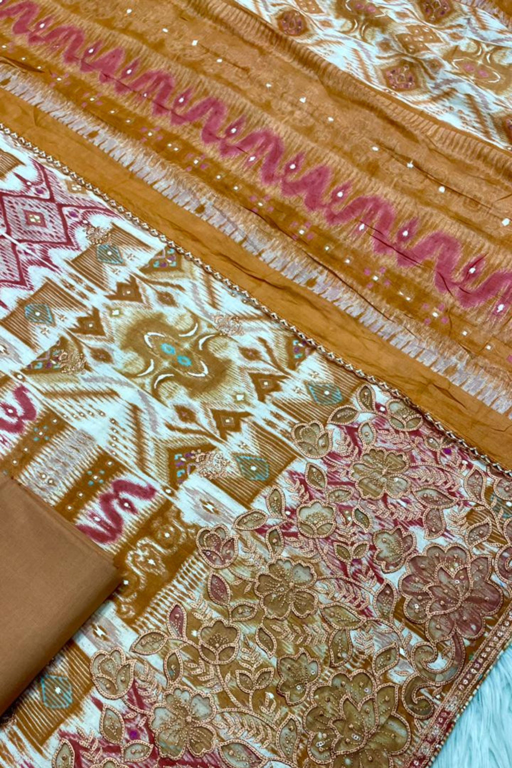 EXCLUSIVE EMBROIDERED LUXURIOUS SOFT COTTON PERFECTION