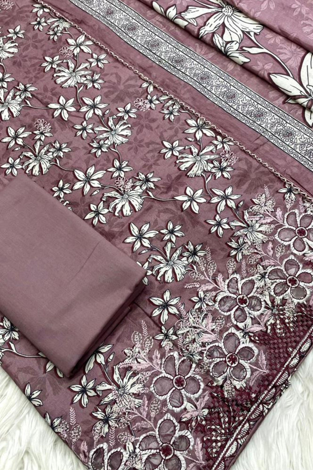 Floral Breeze Collection - 4404