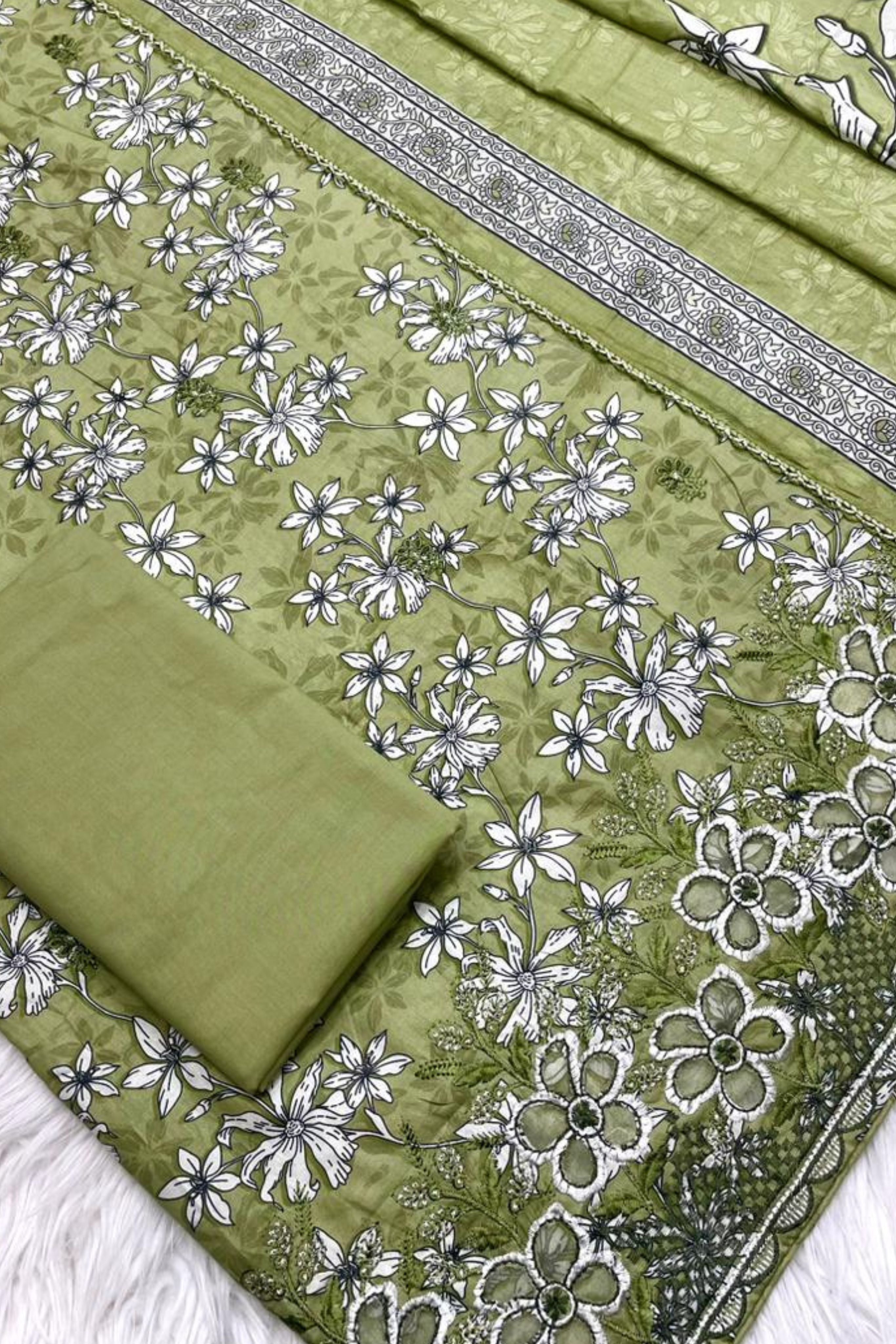 Floral Breeze Collection - 4402