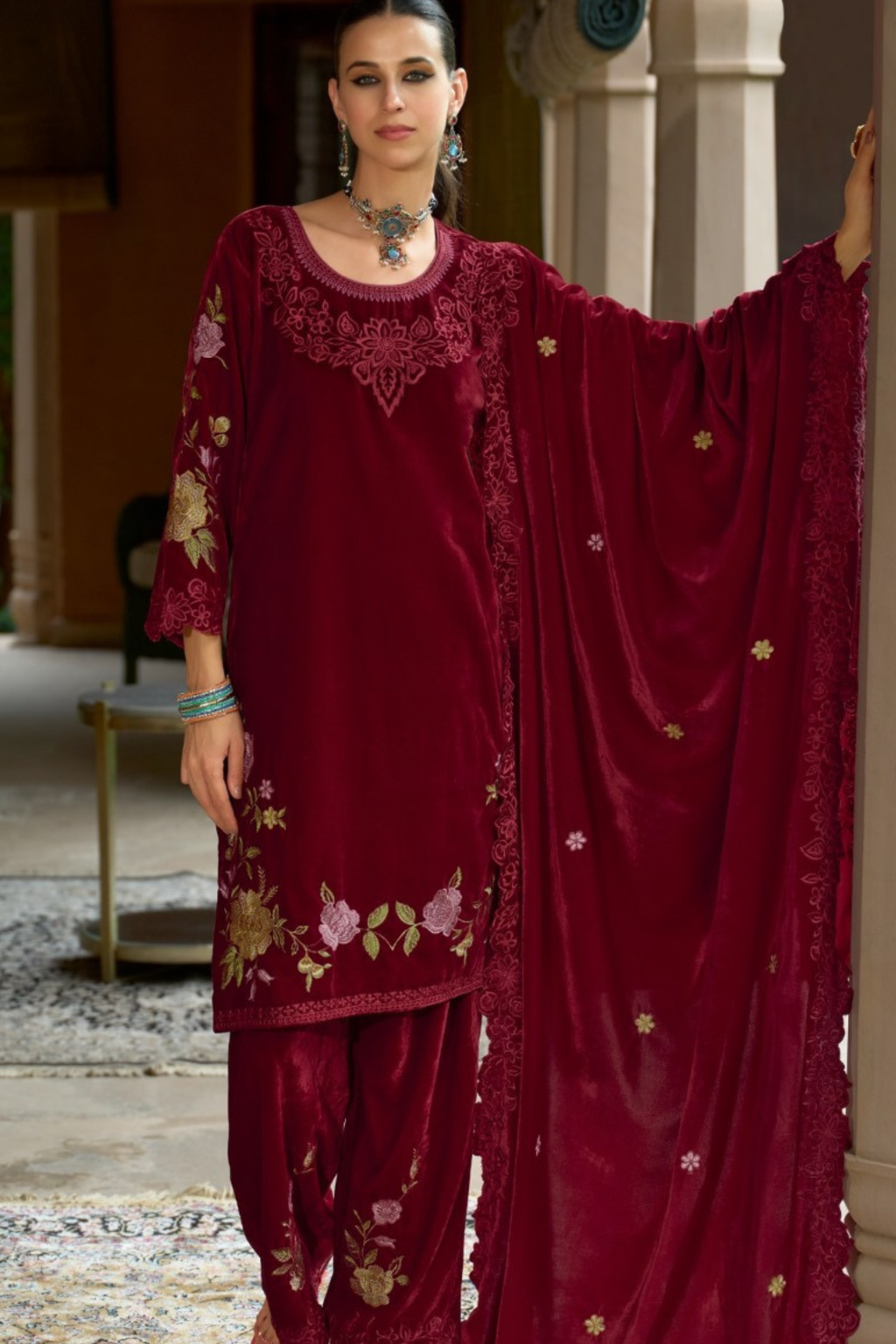 Eraya - Embroidered Velvet Design | 1002