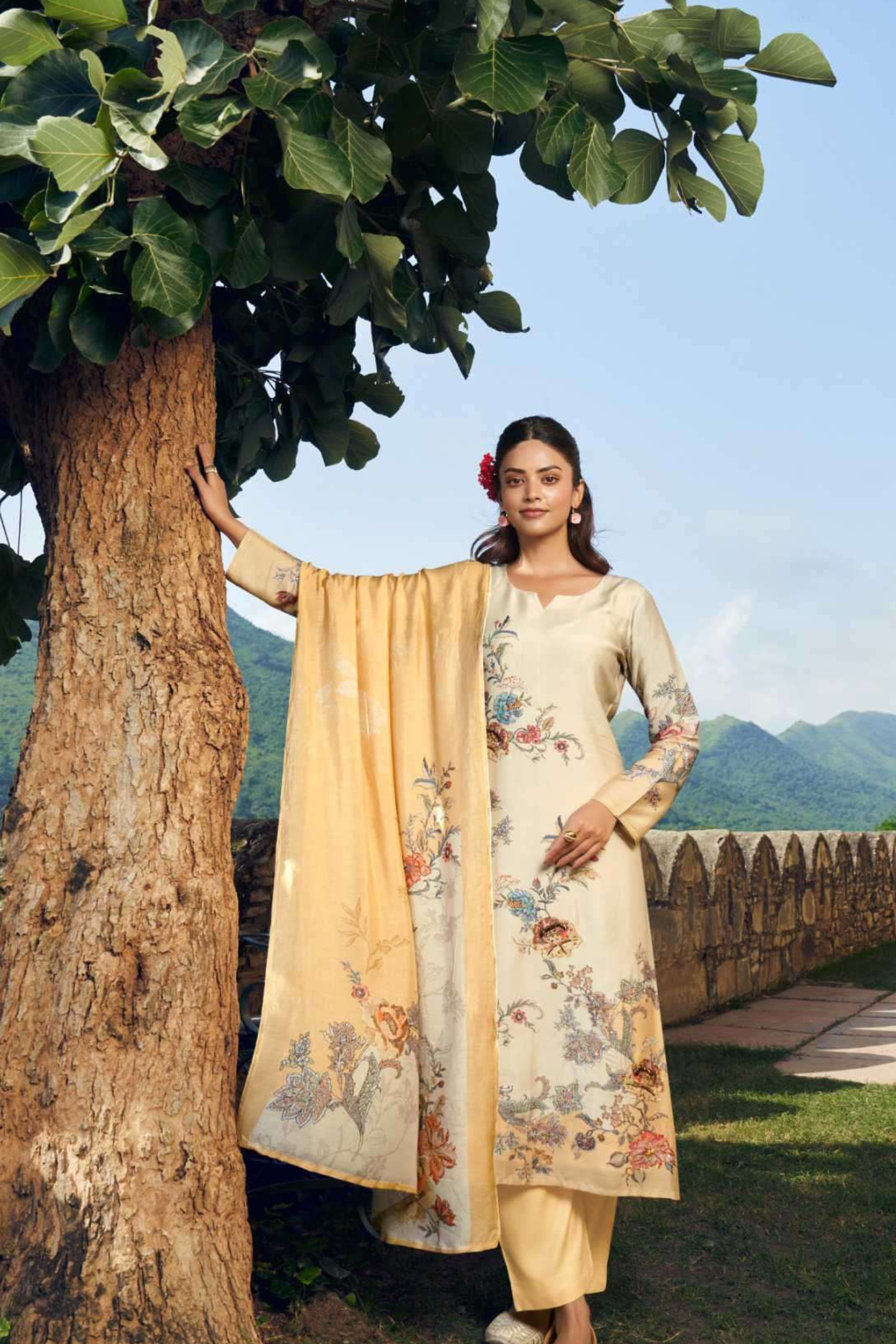 Graceful Designer Muslin Suit - 2402