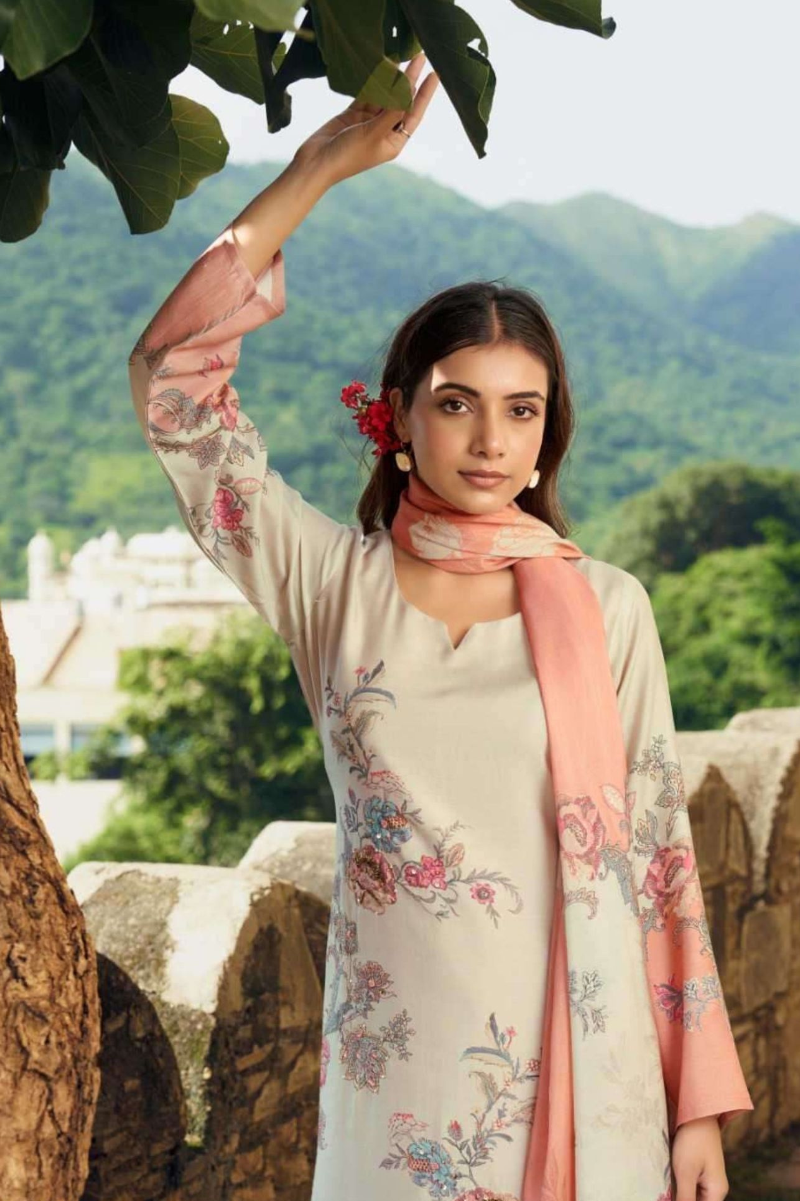 Graceful Designer Muslin Suit - 2401