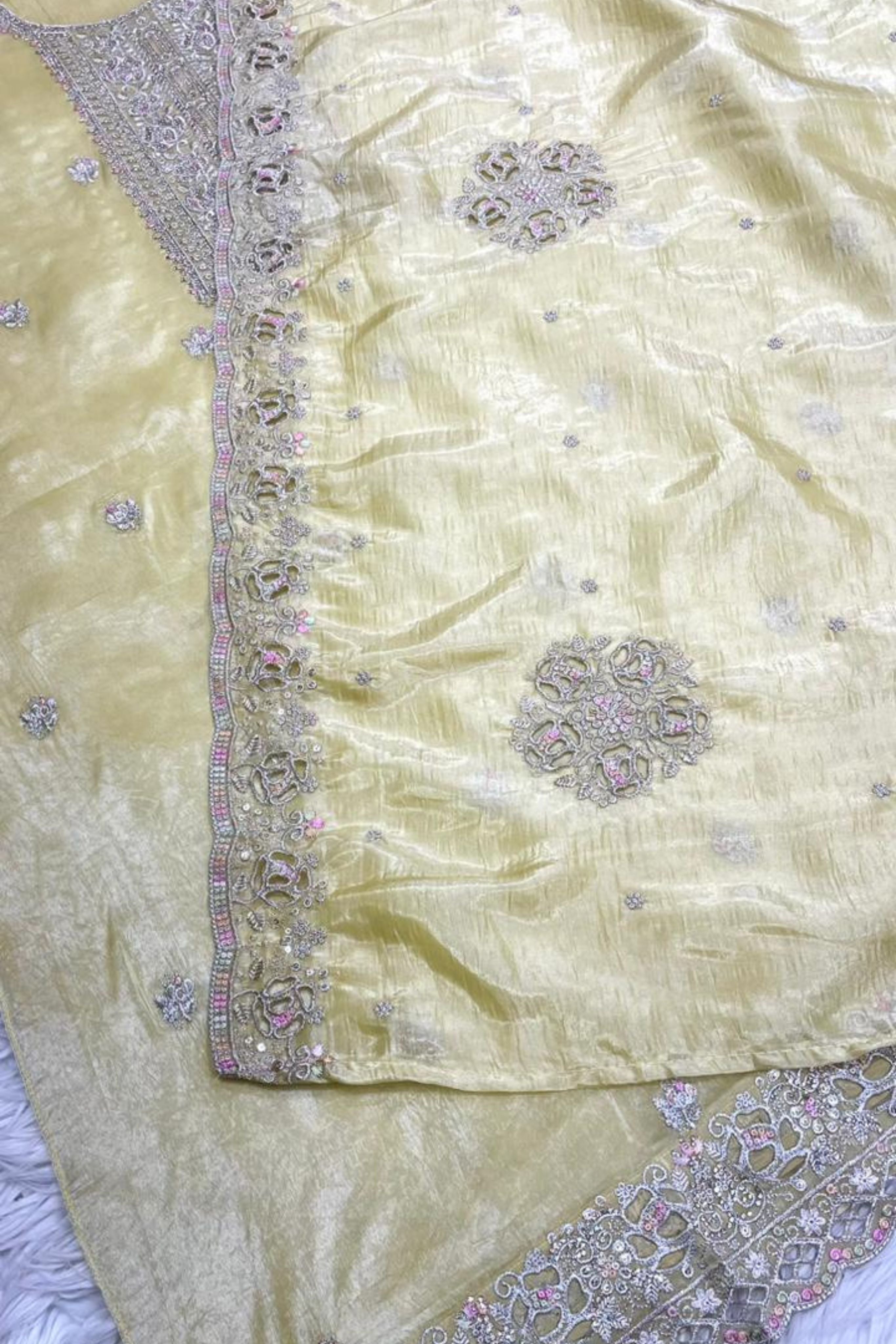 Delicate Embroidery Essence || 2001