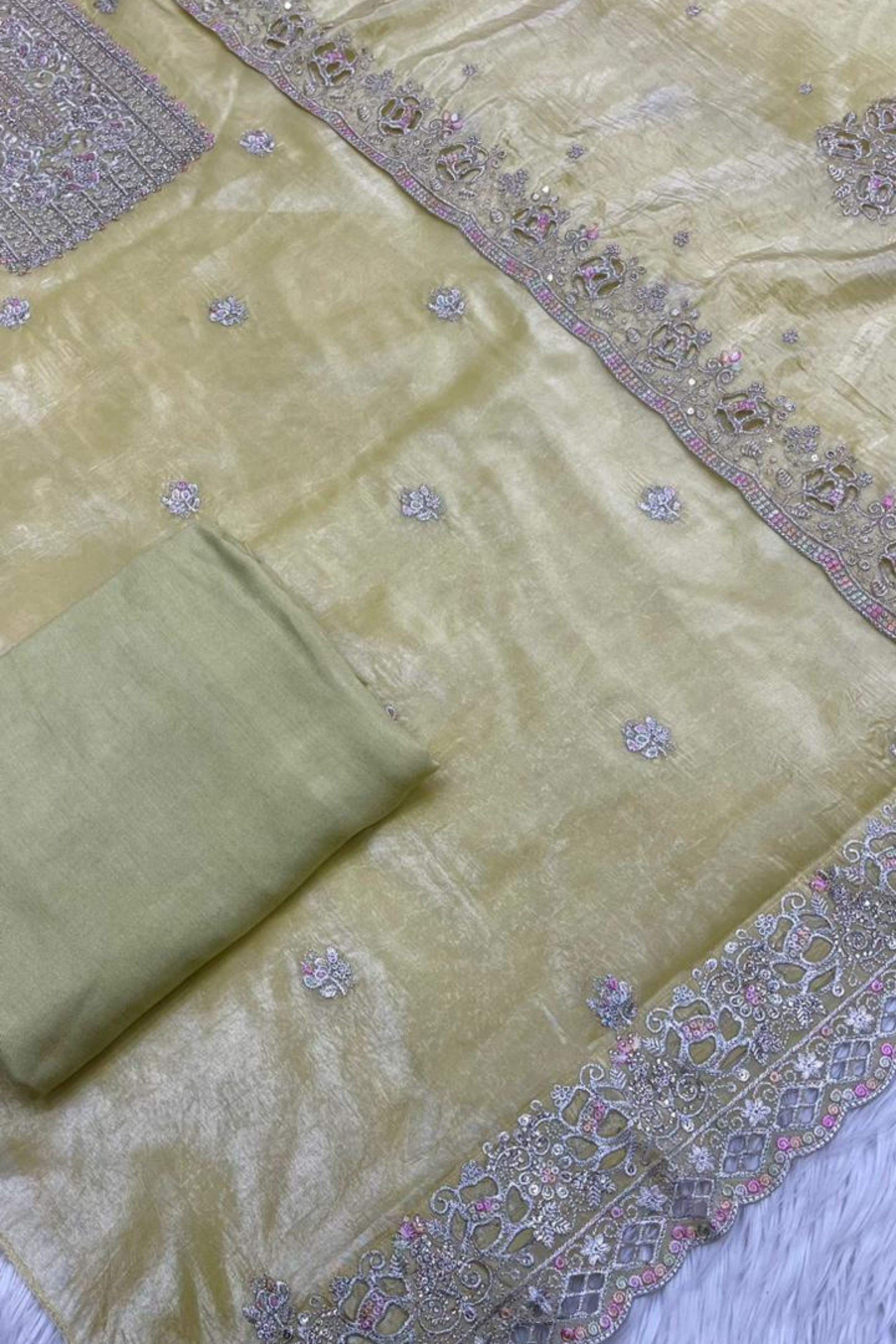 Delicate Embroidery Essence || 2001