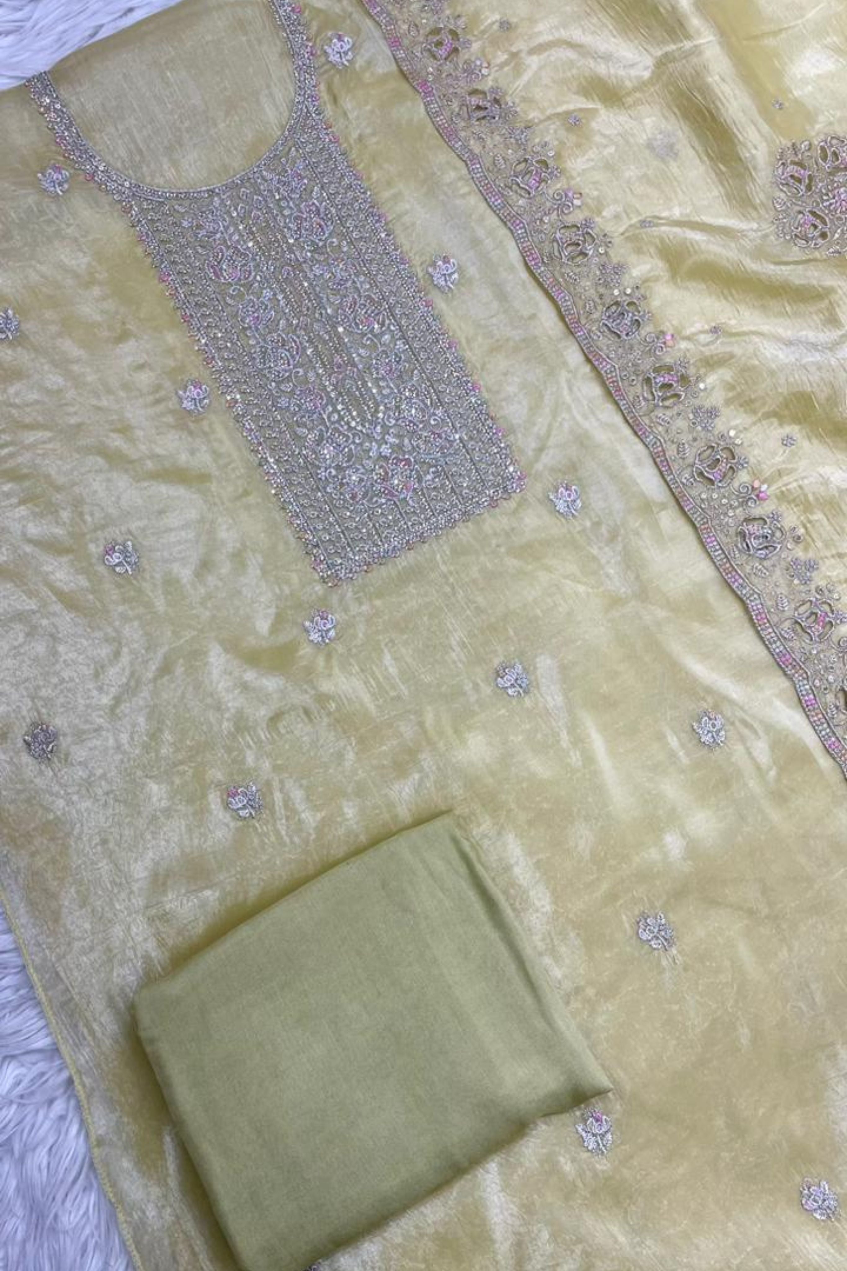 Delicate Embroidery Essence || 2001