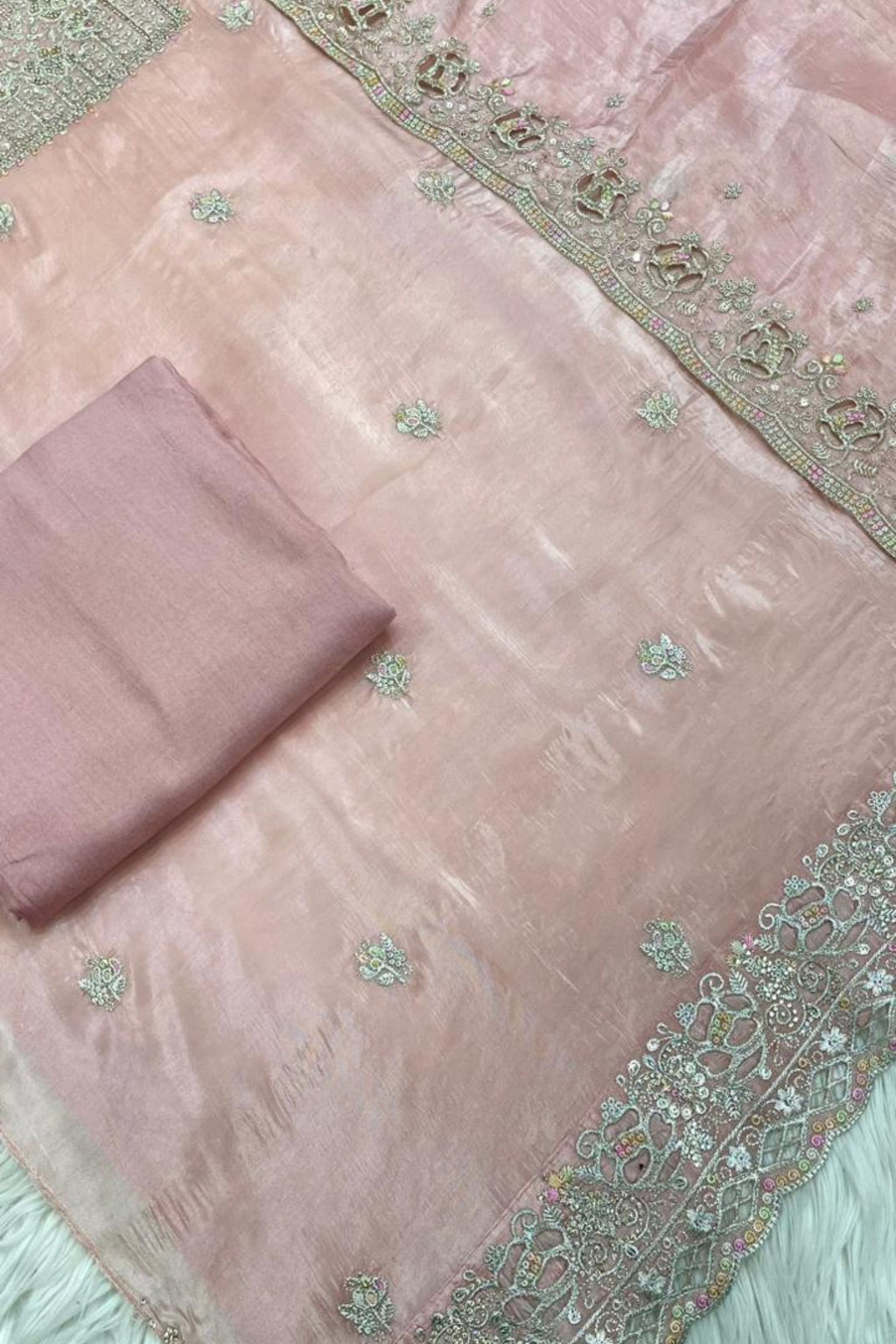 Delicate Embroidery Essence | 2002