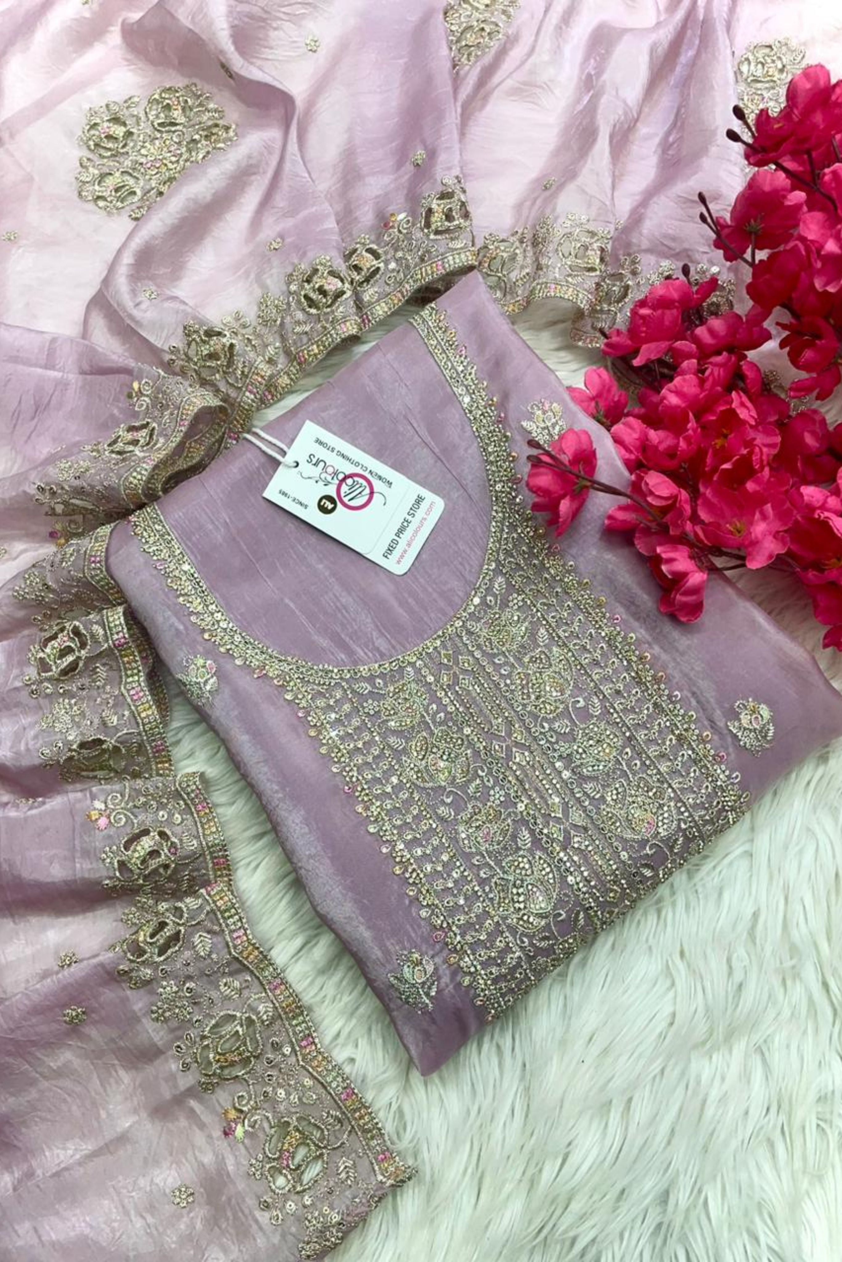 Delicate Embroidery Essence | 2003