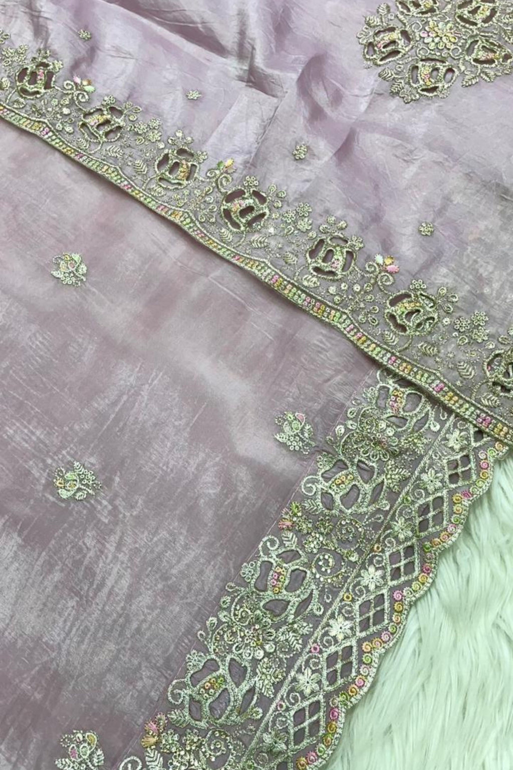 Delicate Embroidery Essence | 2003