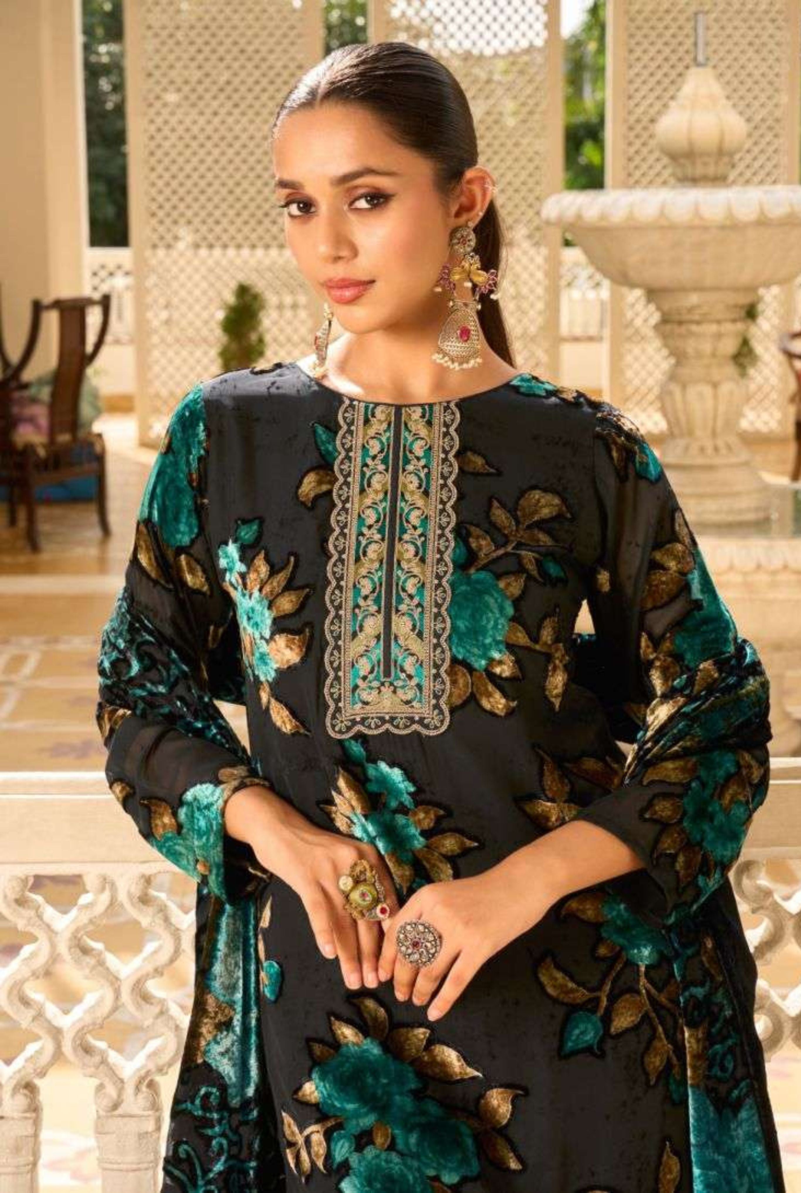 Velvet Designer Set | 302