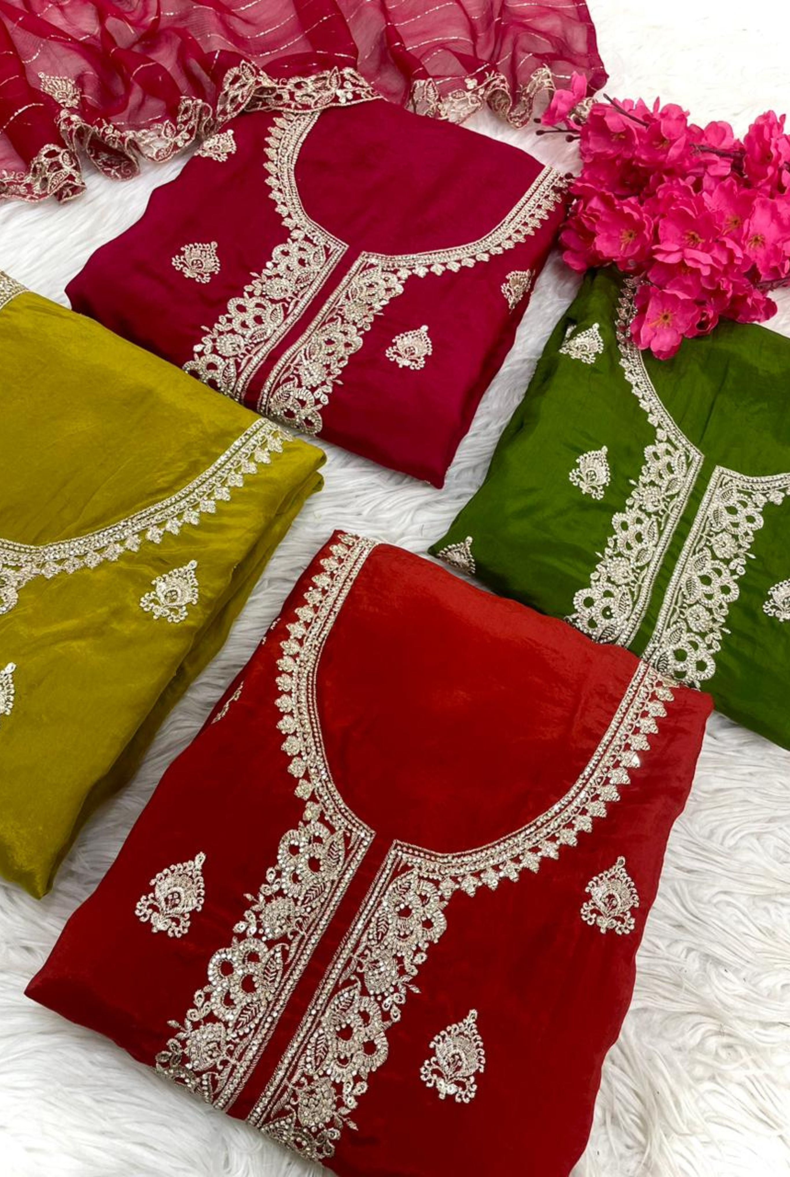 Classic Royal Ensemble