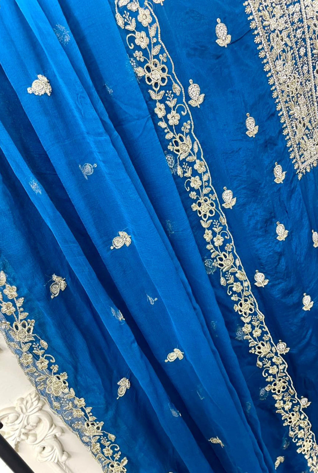 Luxurious Ethnic Grace | 502