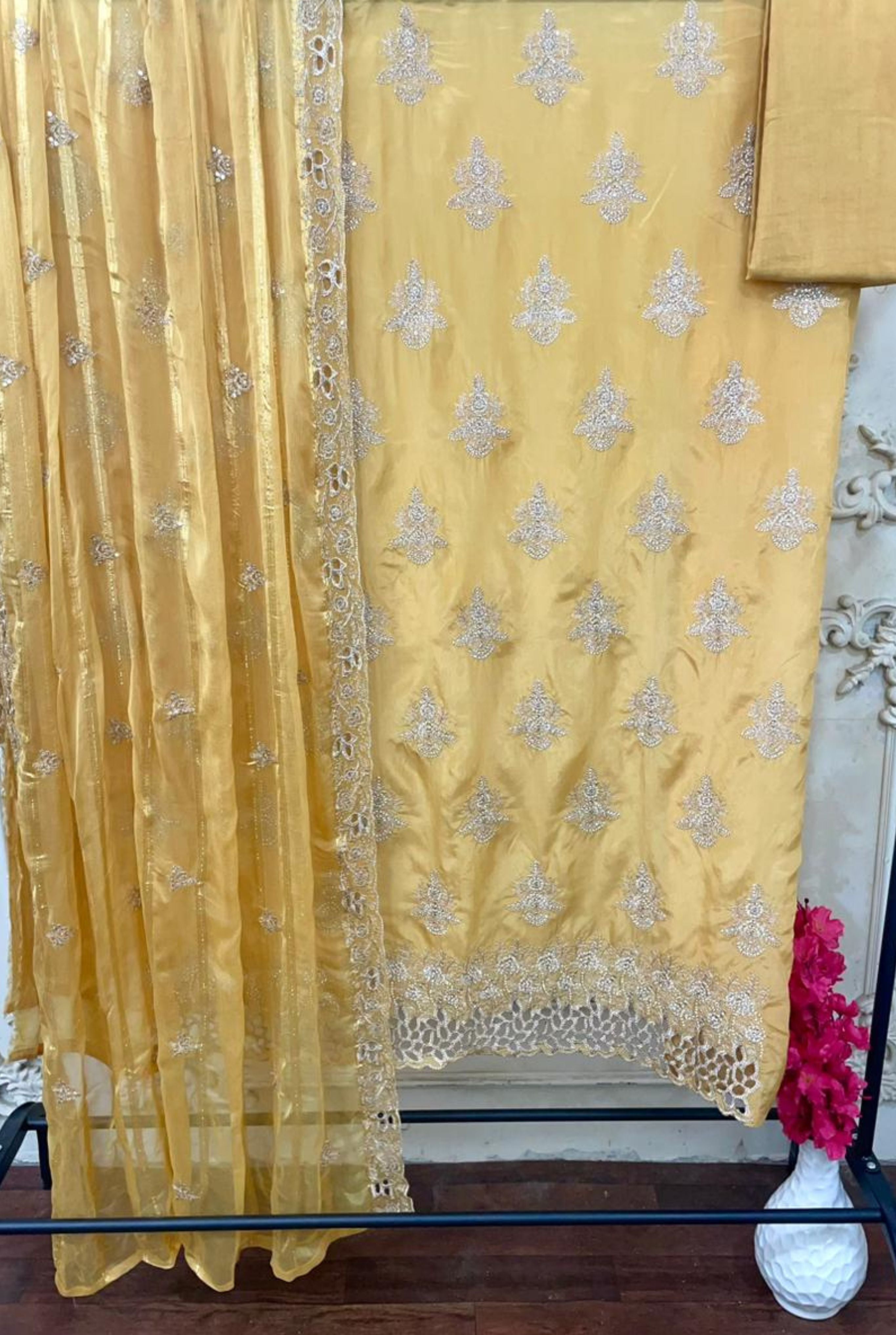 Classic Ethnic Collection | 004