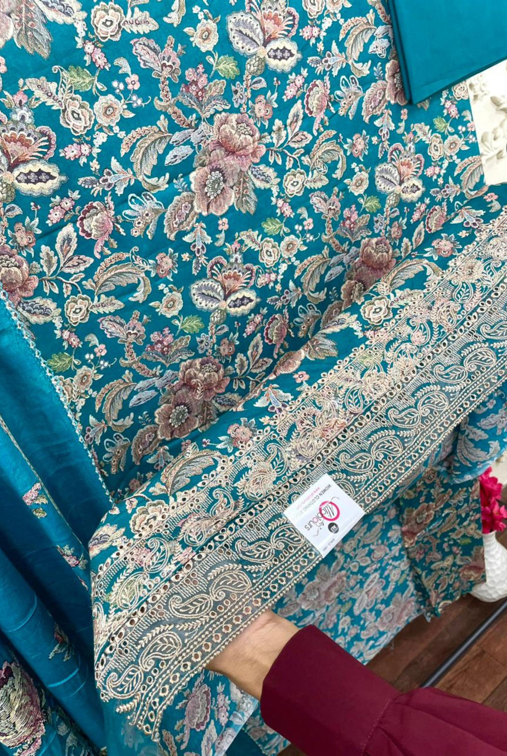 Refined Floral Royalty Set | 101