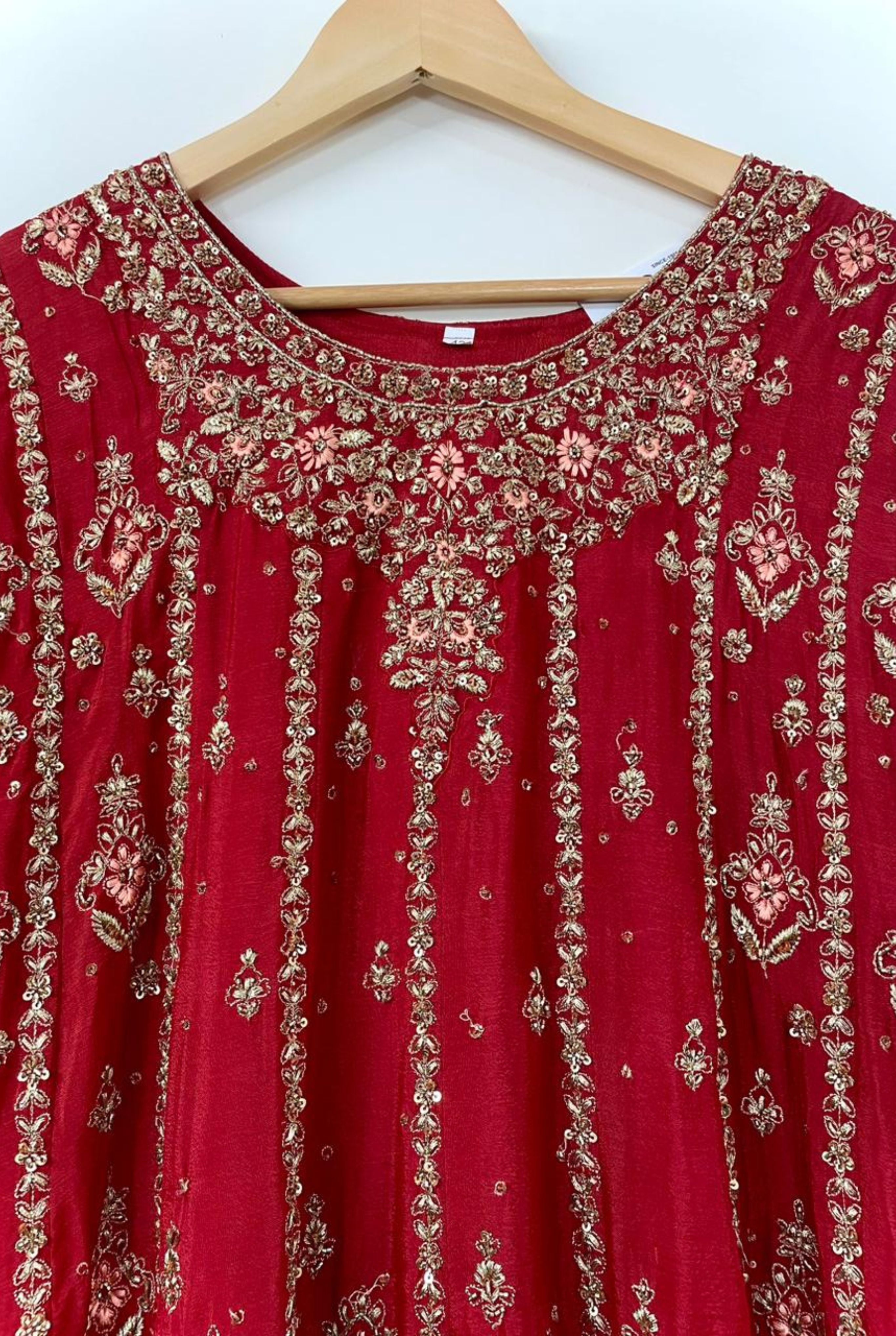 Traditional Luxury Embroidery | 6603