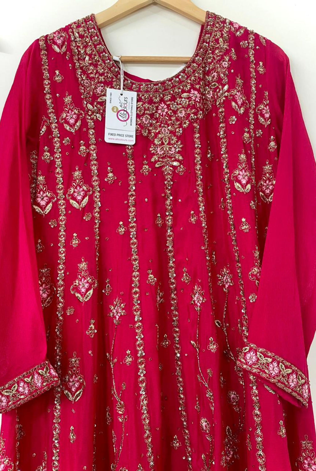 Traditional Luxury Embroidery | 6601